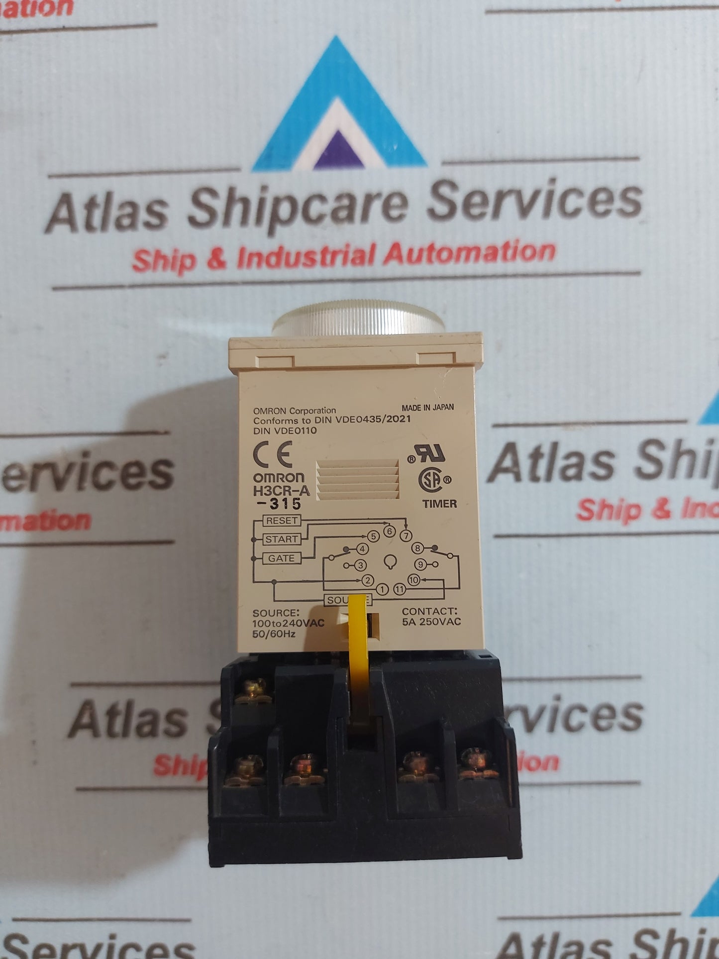 OMRON H3CR-A-315 TIMER RELAY 0-3 Sec