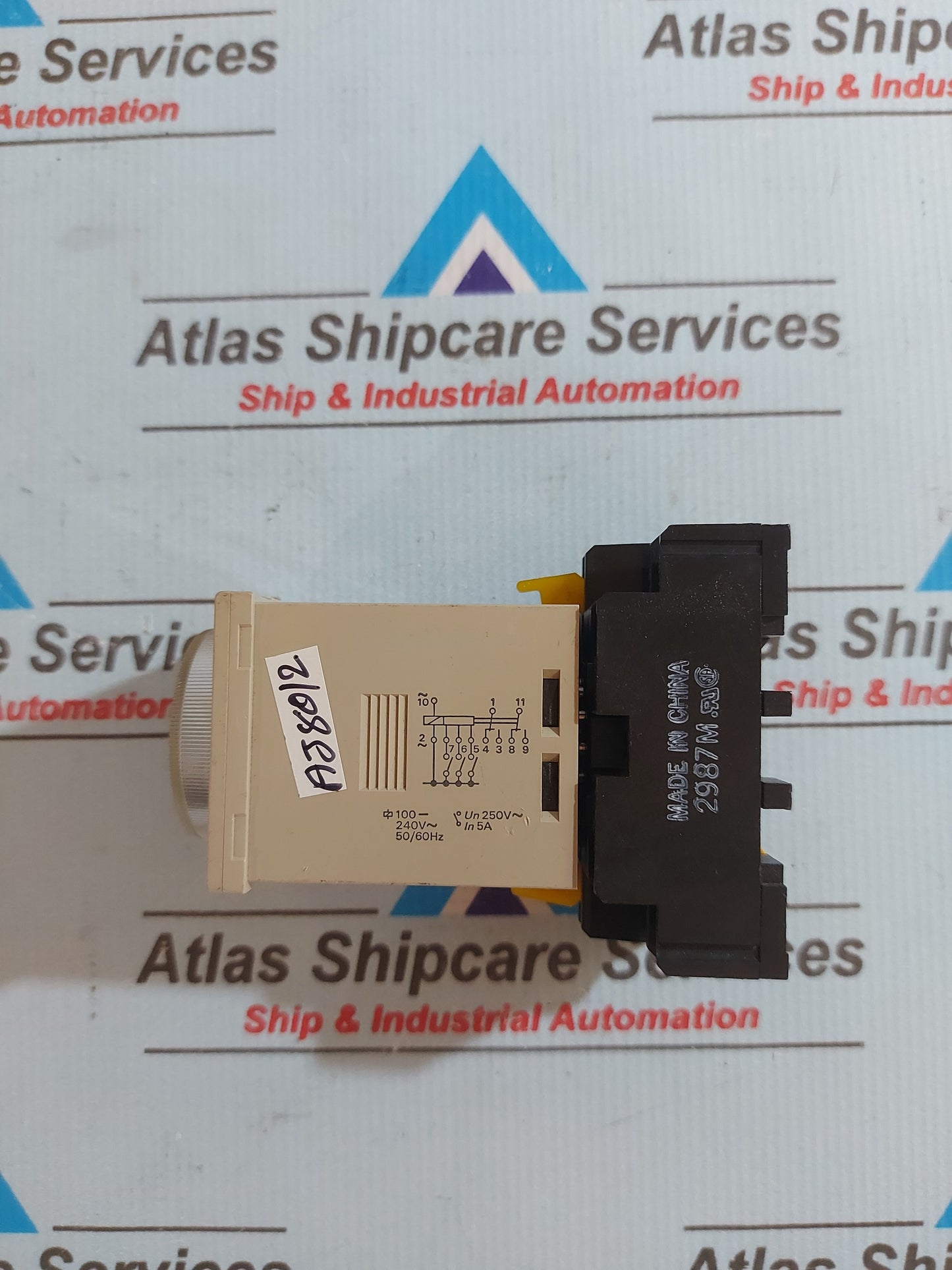 OMRON H3CR-A-315 TIMER RELAY 0-3 Sec