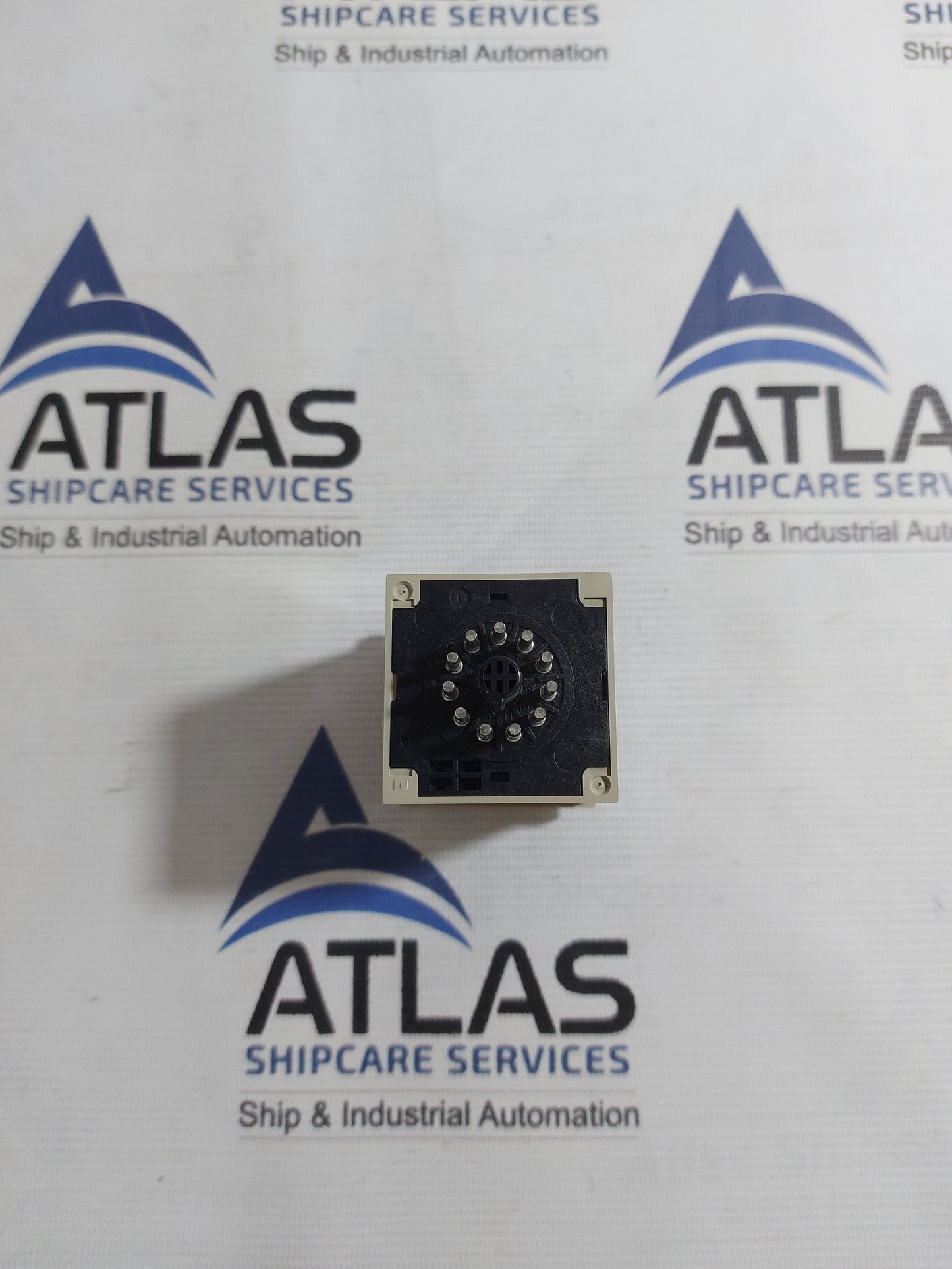 OMRON H3CR-A TIMER RELAY