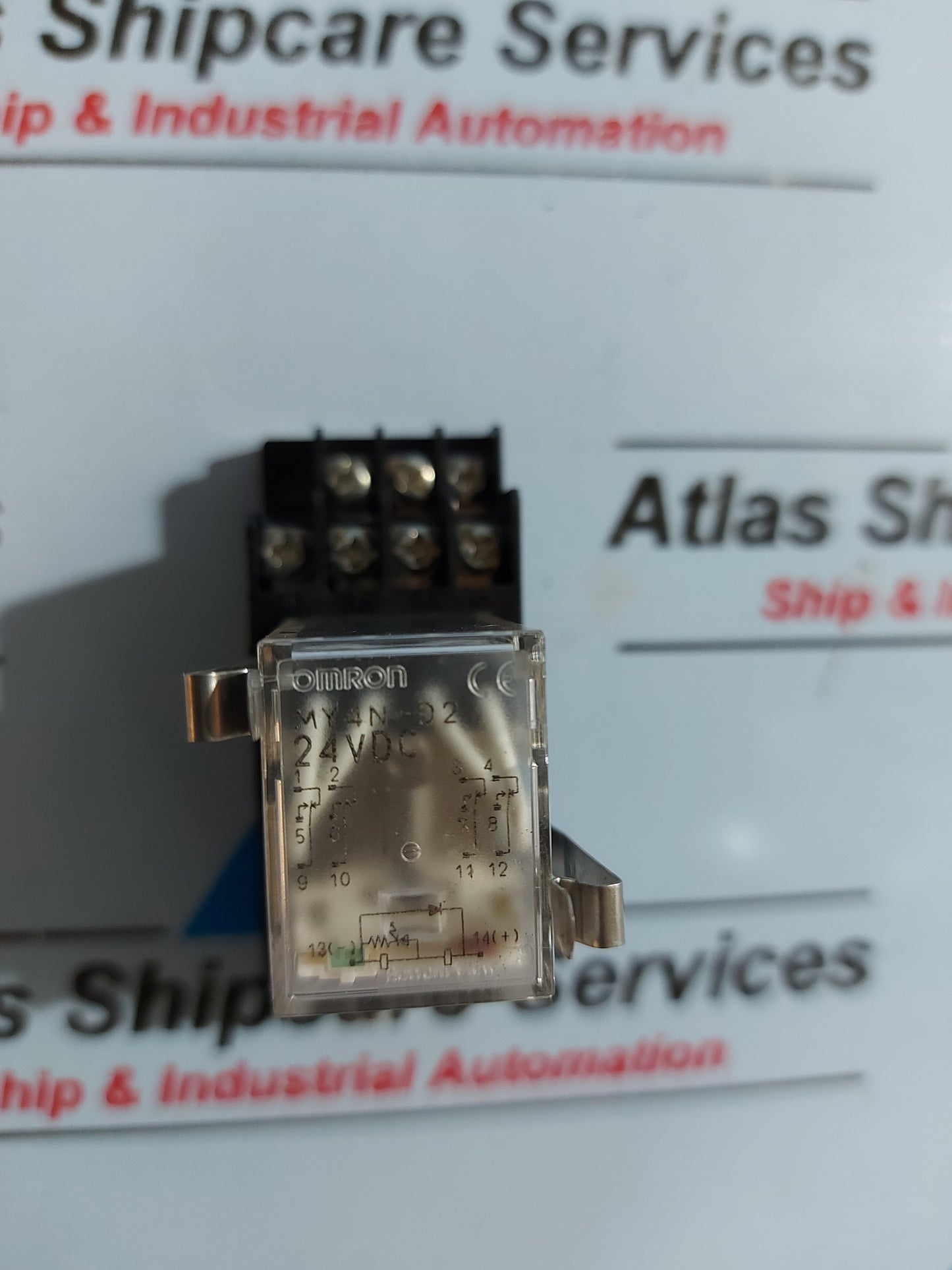 OMRON MY4N-D2 PLUG-IN POWER RELAY WITH SOCKET
