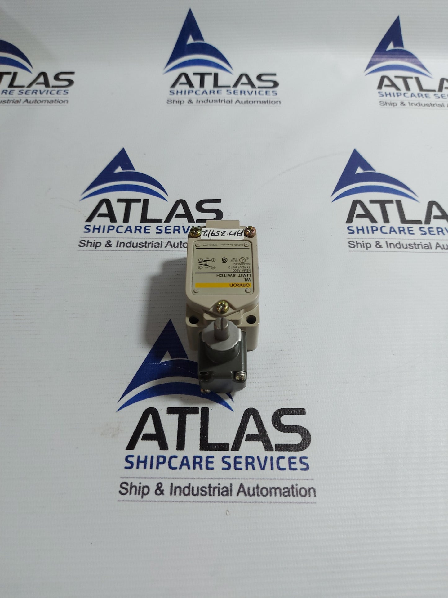 OMRON WLCA2-TH LIMIT SWITCH 2A 250VAC
