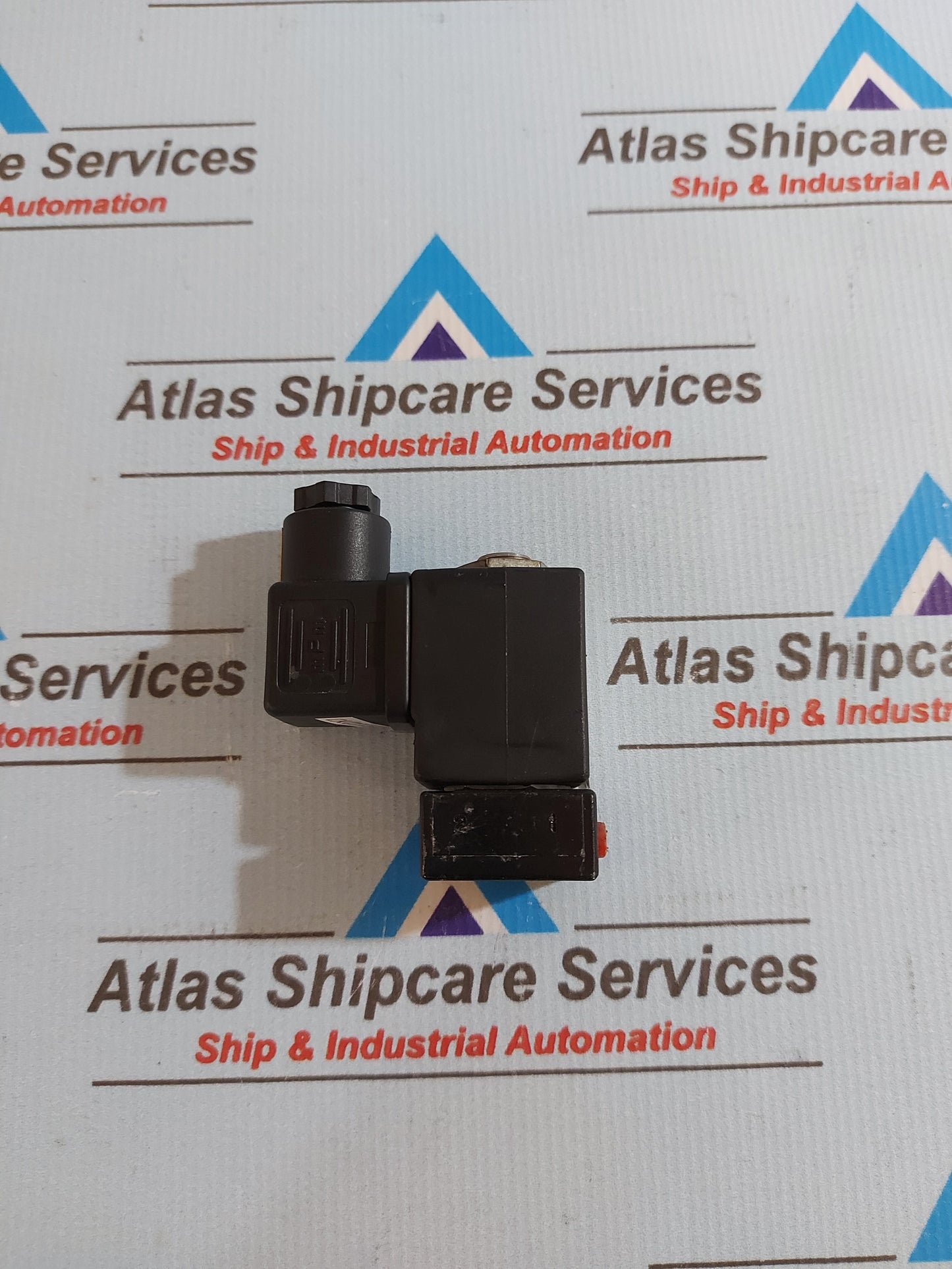 PARKER 3WNC ADC 2.4 8 BAR 03-01 THREE WAY SOLENOID VALVE