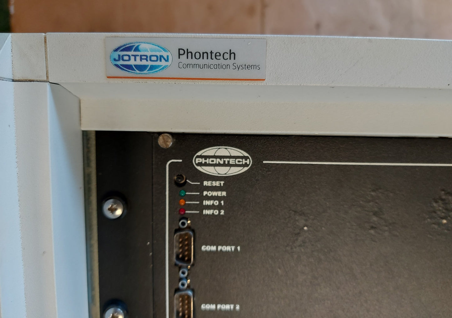 PHONTECH 6100 TELEPHONE EXCHANGE SYSTEM AG703