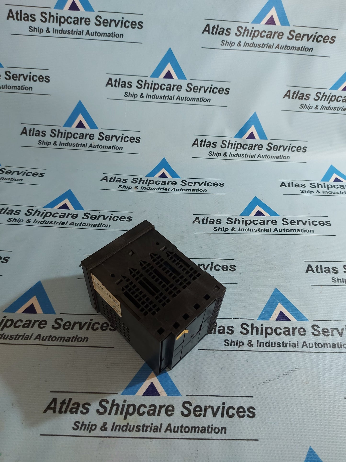 PMA KS 42-1 UNIVERSAL KS42-110-0000E-G00 TEMPERATURE CONTROLLER 90-250V AC