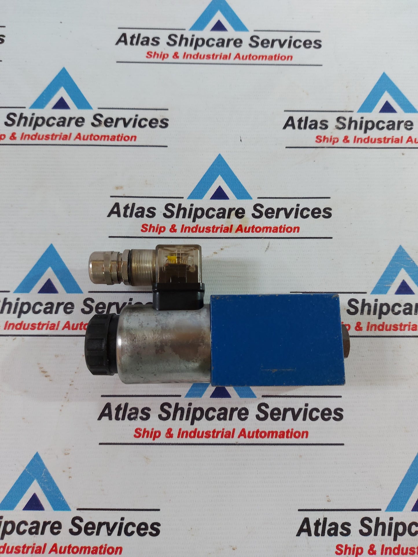 REXROTH R901186443 HYDRAULIC DIRECTIONAL CONTROL VALVE AG697