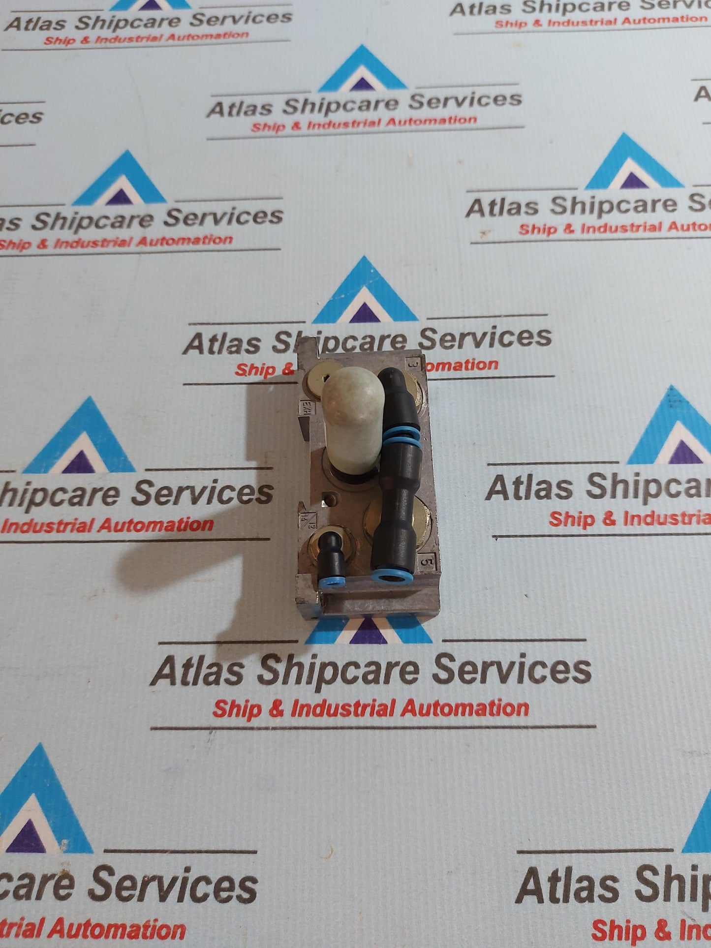 REXROTH 335 513 720 0 VALVE BASE