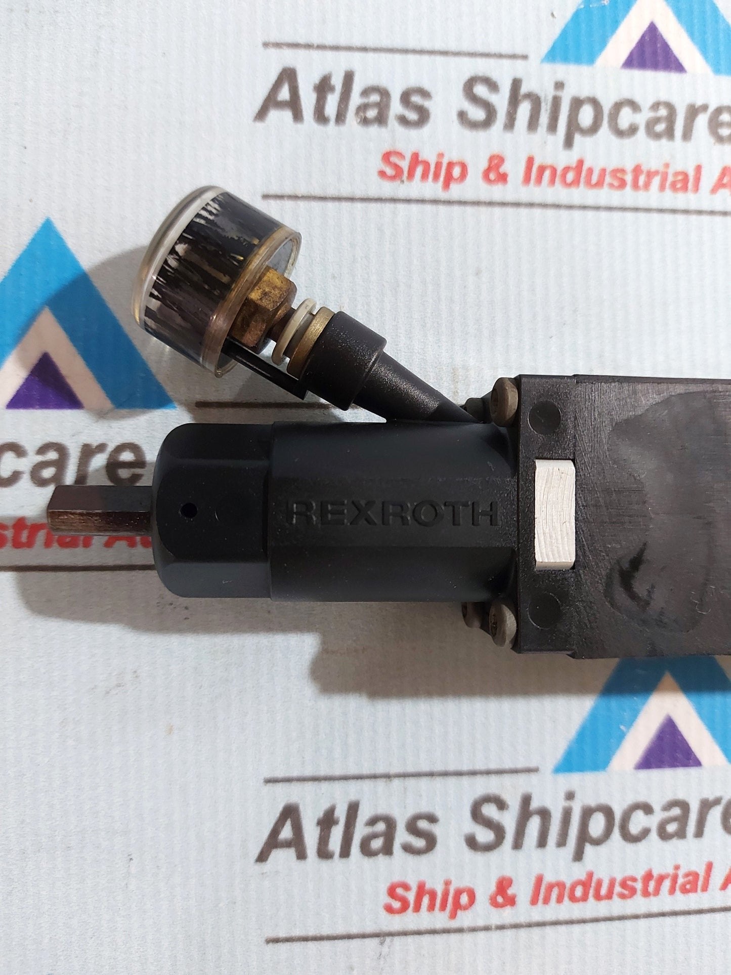 REXROTH 5250020500 VALVE WITH PRESSURE GAUGE