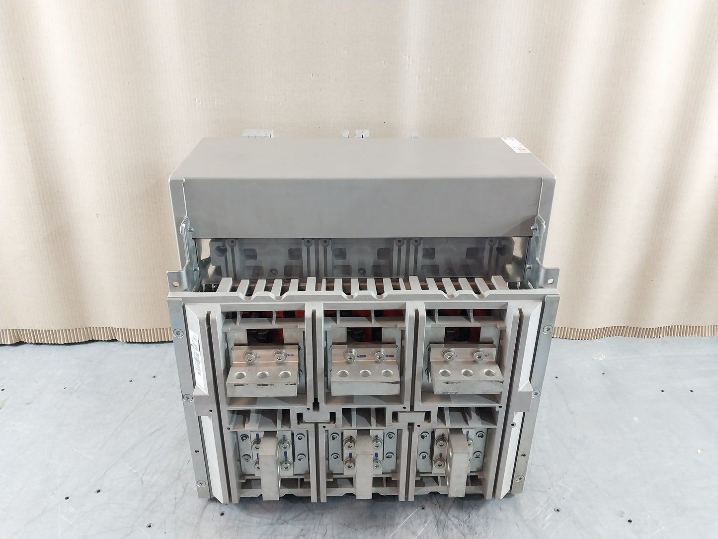 SCHNEIDER ELECTRIC EASYPACT MVS08N CIRCUIT BREAKER 800A 1000V 12kV