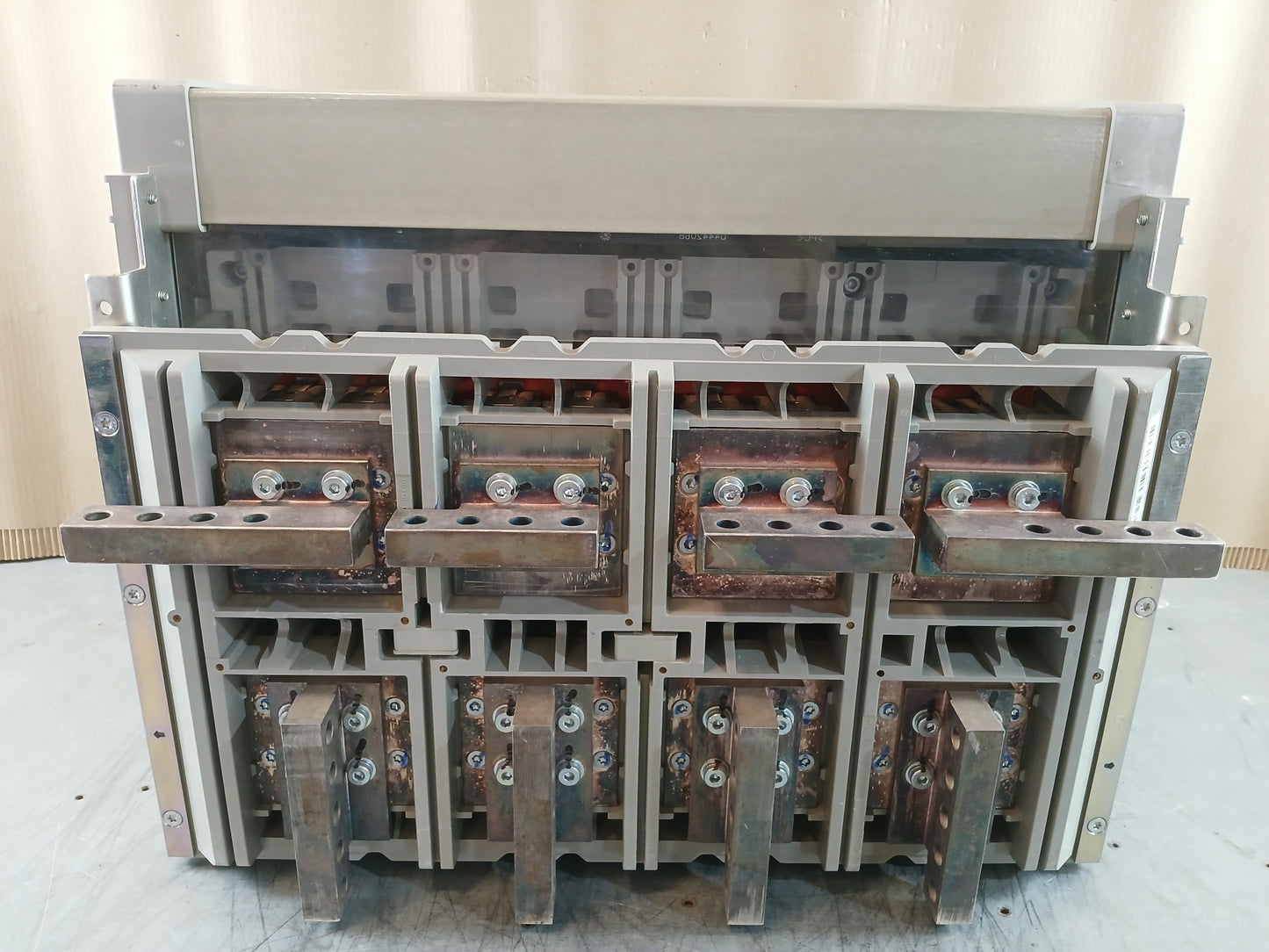 SCHNEIDER ELECTRIC MTZ2-40 H1 MASTERPACT CIRCUIT BREAKER 4000A 4 POLE