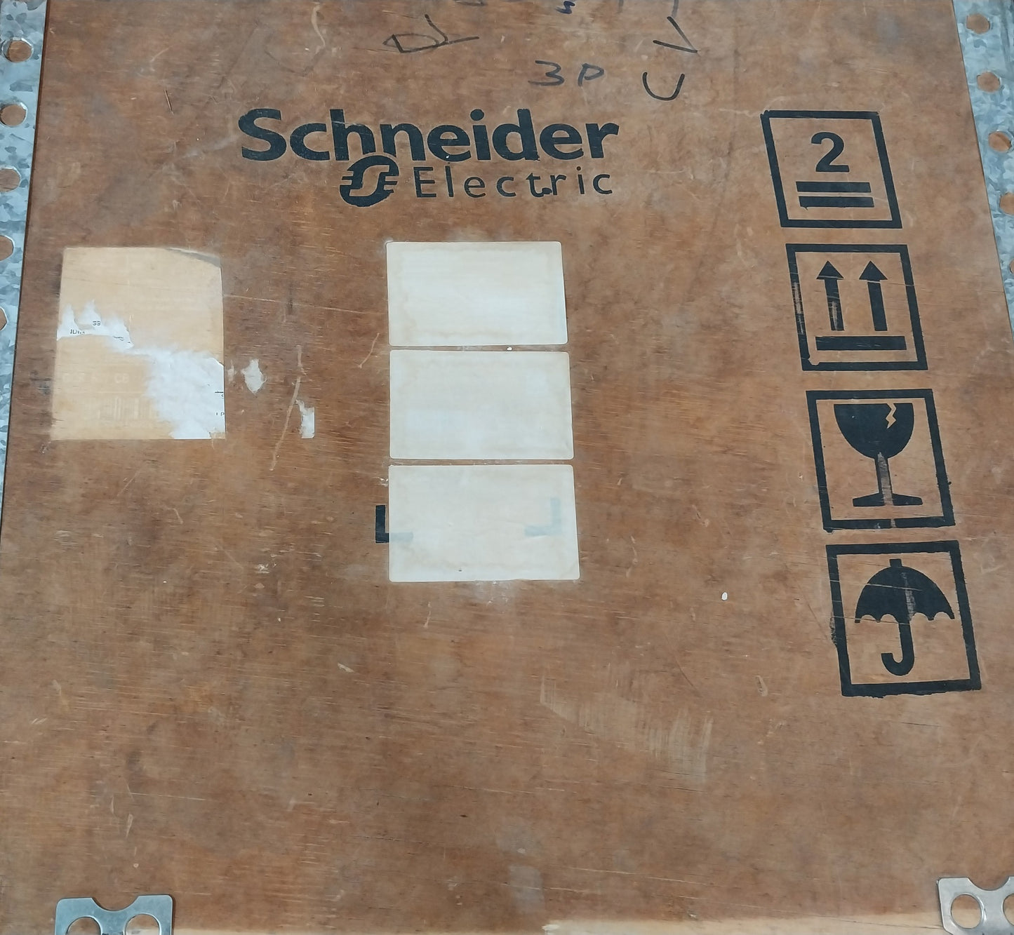 SCHNEIDER ELECTRIC NW08 H1 MASTERPACT CIRCUIT BREAKER 800A 3 POLE