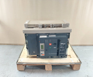 SCHNEIDER ELECTRIC NW08 H1 MASTERPACT CIRCUIT BREAKER 800A 4 POLE