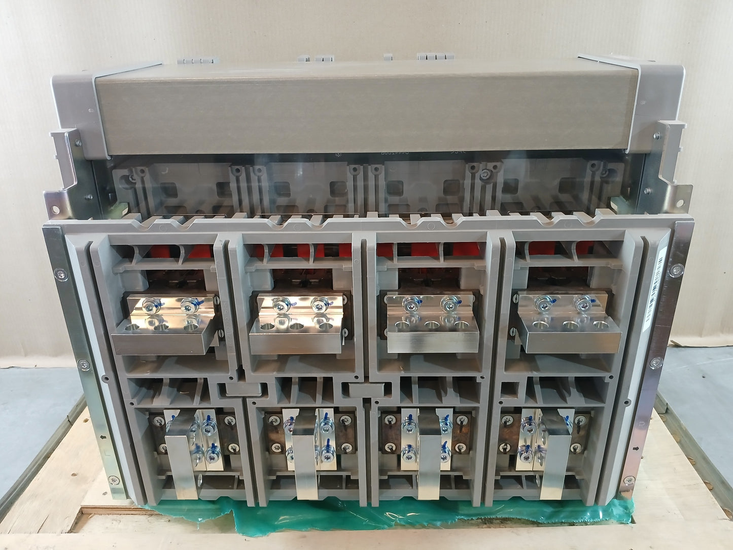 SCHNEIDER ELECTRIC NW20 H1 MASTERPACT AIR CIRCUIT BREAKER 2000A 4 POLE
