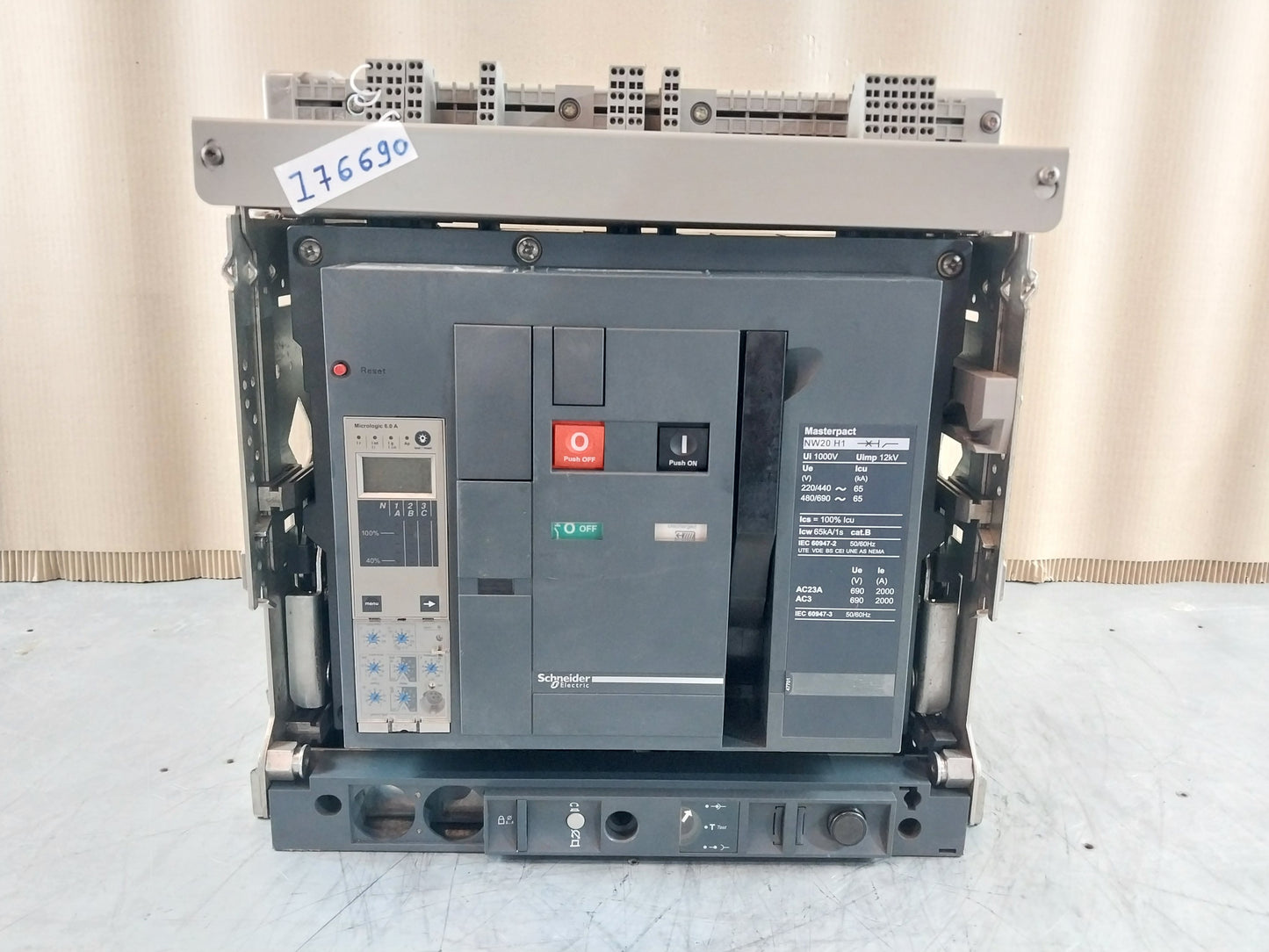 SCHNEIDER ELECTRIC NW20 H1 MASTERPACT CIRCUIT BREAKER 2000A 3 POLE