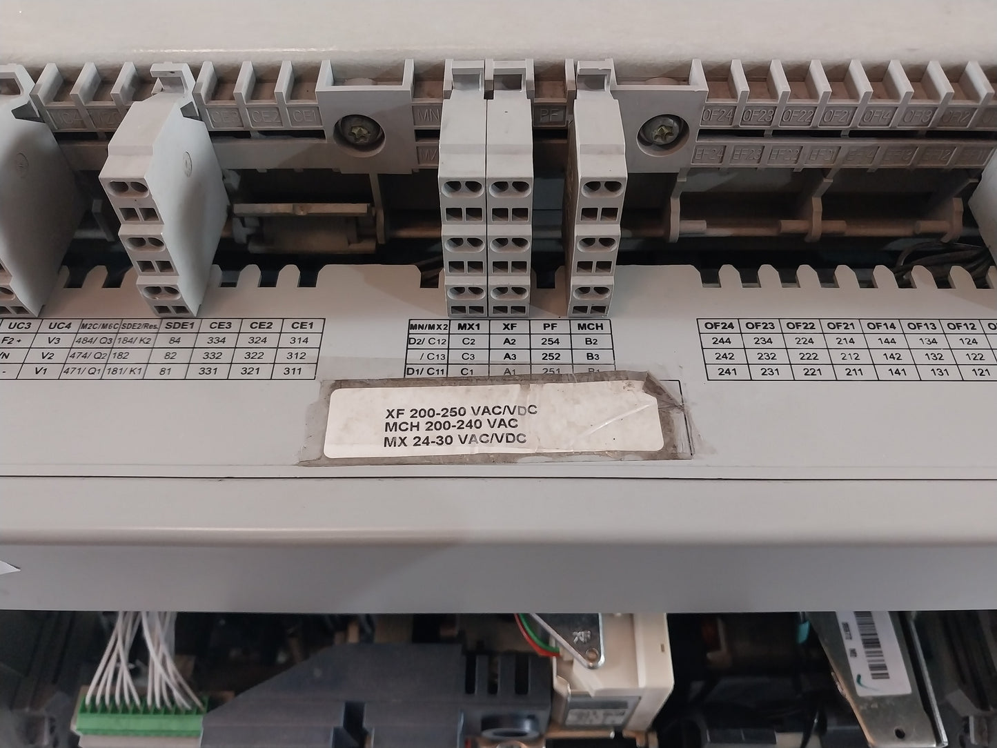 SCHNEIDER ELECTRIC NW20 H1 MASTERPACT CIRCUIT BREAKER 2000A 3 POLE