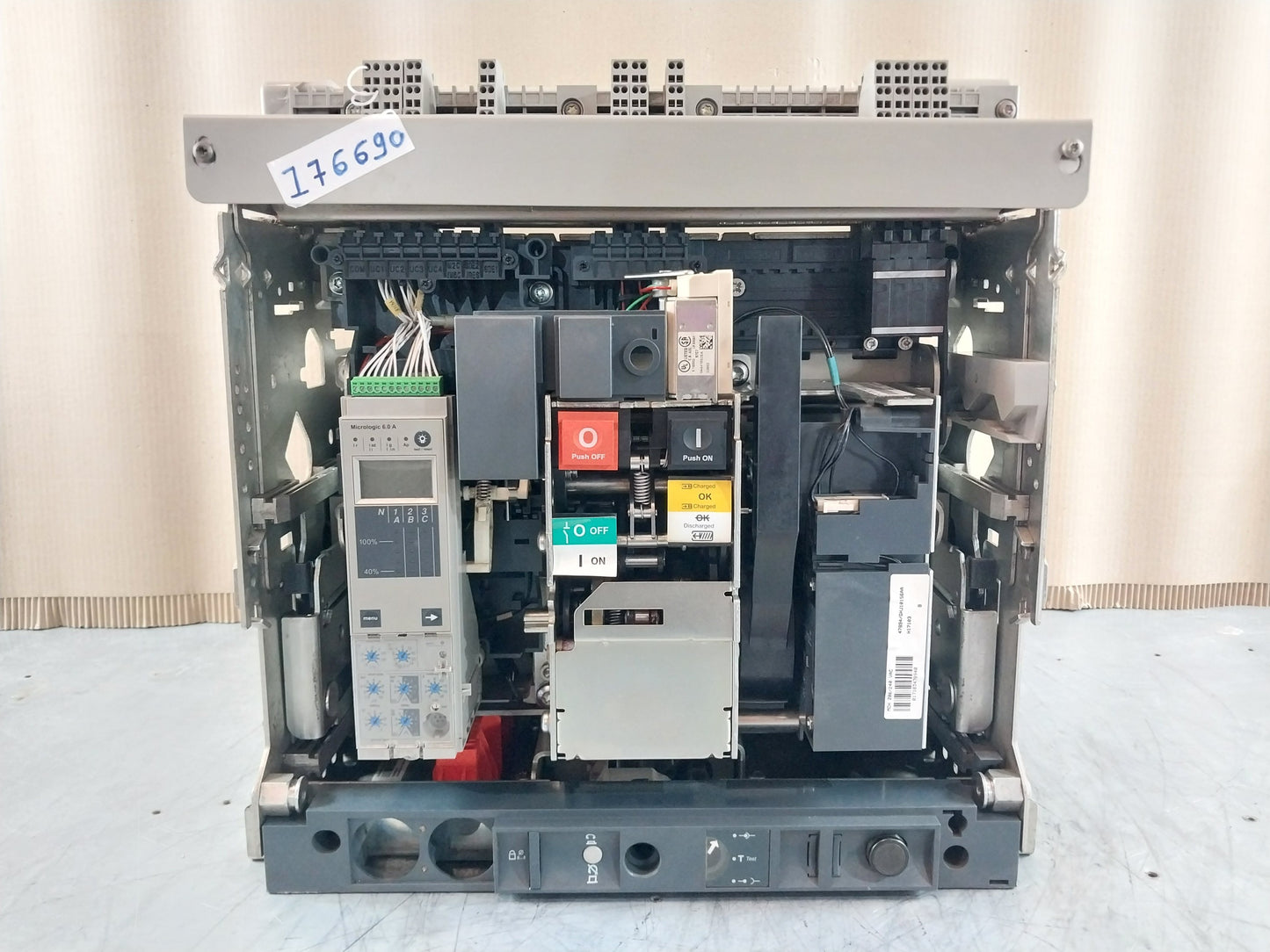 SCHNEIDER ELECTRIC NW20 H1 MASTERPACT CIRCUIT BREAKER 2000A 3 POLE