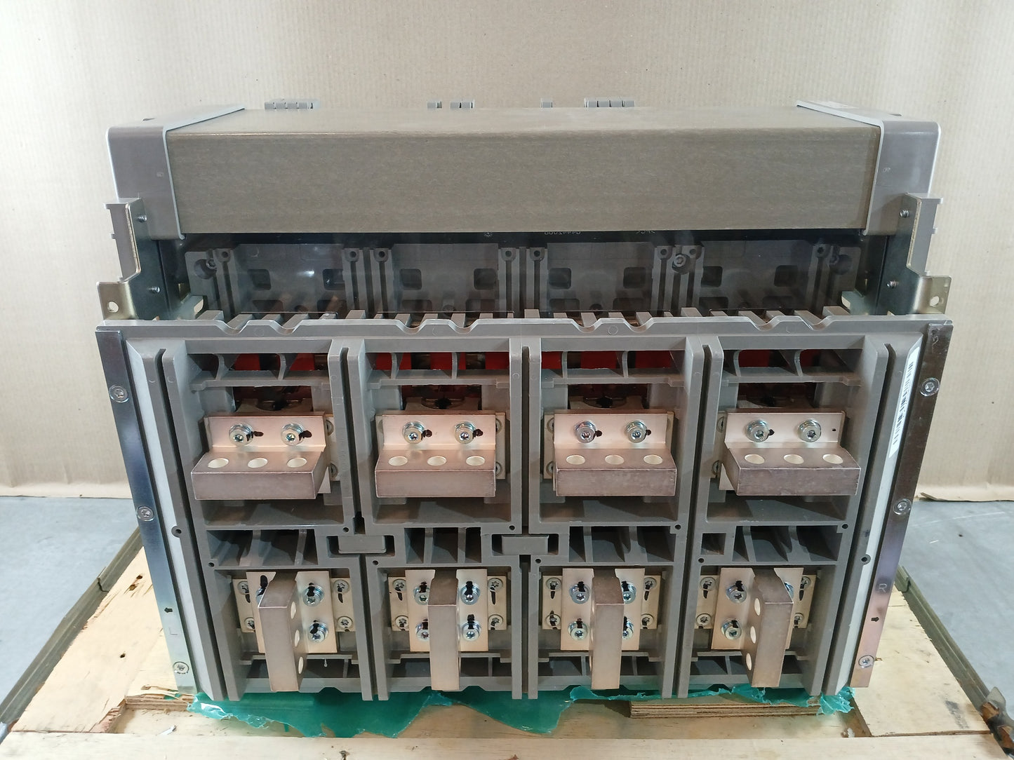 SCHNEIDER ELECTRIC NW25 H1 MASTERPACT AIR CIRCUIT BREAKER 2500A 4 POLE