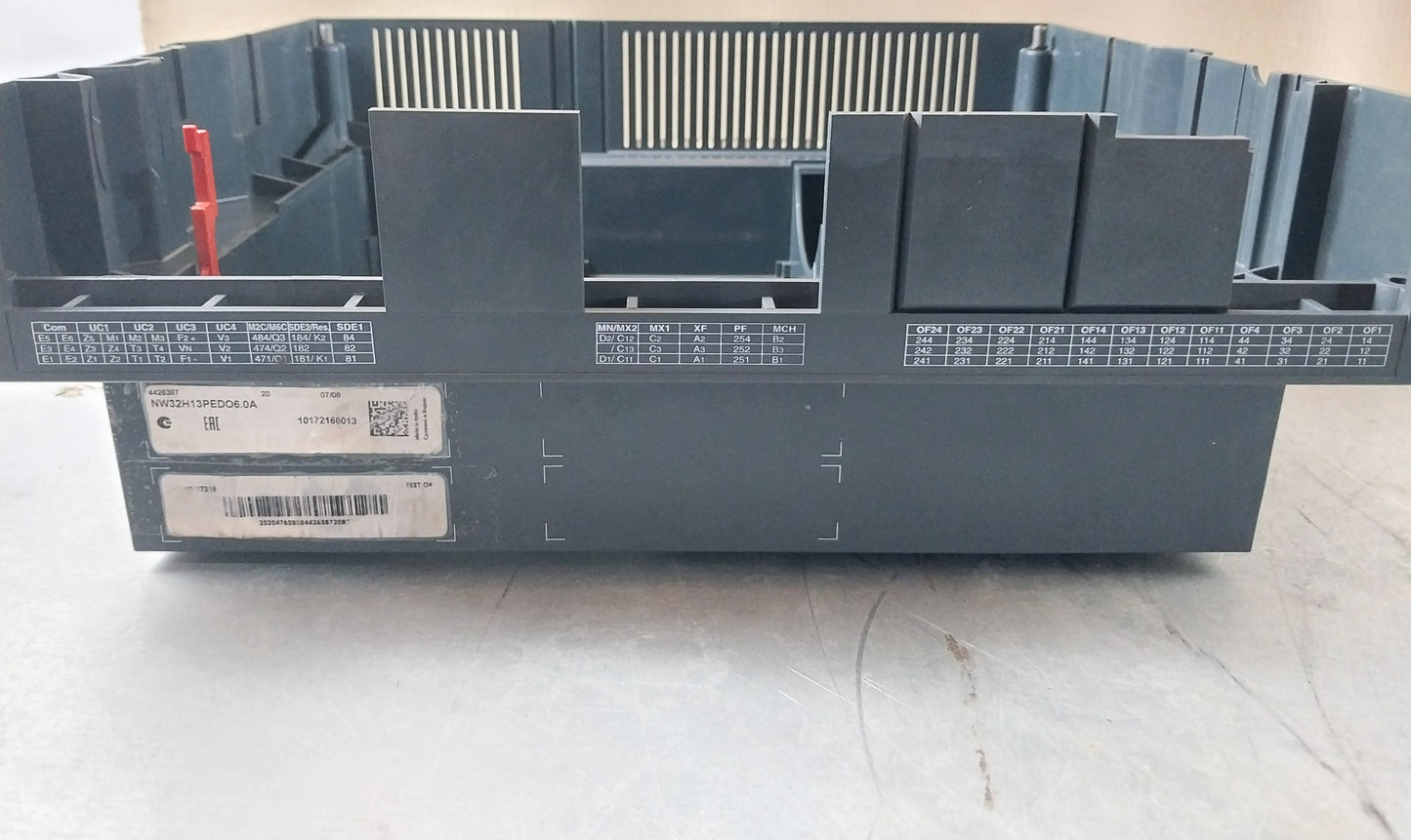 SCHNEIDER ELECTRIC NW32 H1 MASTERPACT CIRCUIT BREAKER 3200A 3 POLE