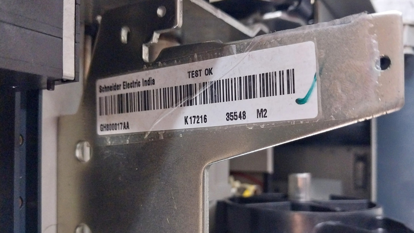SCHNEIDER ELECTRIC NW32 H1 MASTERPACT CIRCUIT BREAKER 3200A 3 POLE