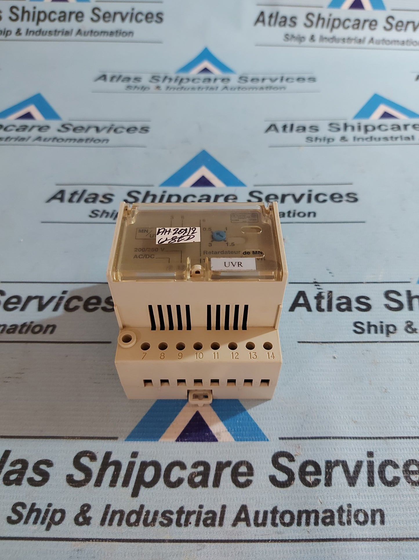 SCHNEIDER ELECTRIC RETARDATEUR MN TIME DELAY FOR UVR 200/250V AC/DC