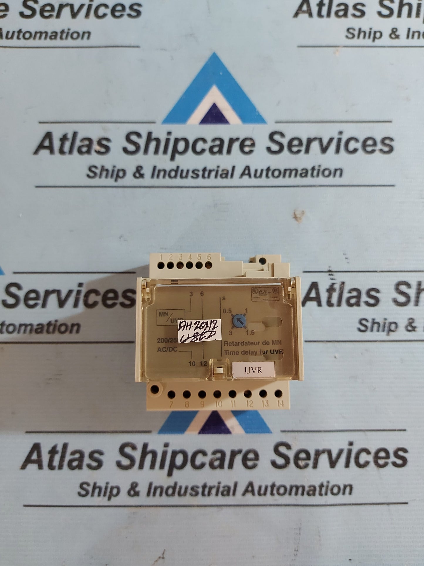 SCHNEIDER ELECTRIC RETARDATEUR MN TIME DELAY FOR UVR 200/250V AC/DC