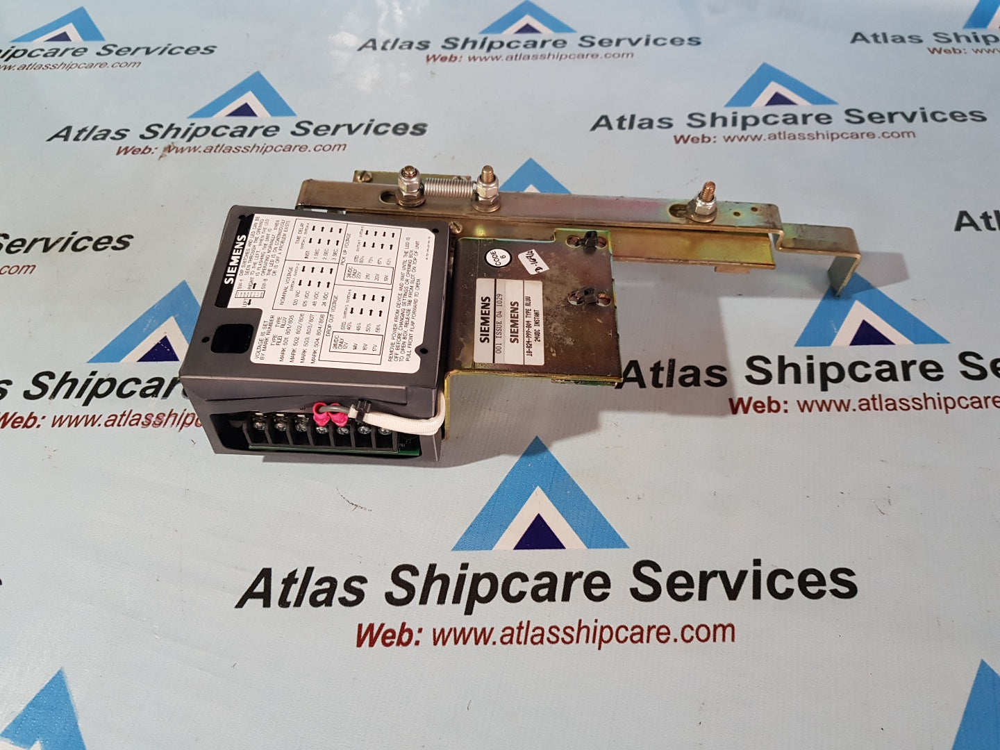 SIEMENS RLUU 18-824-999-804 UNDERVOLTAGE DEVICE