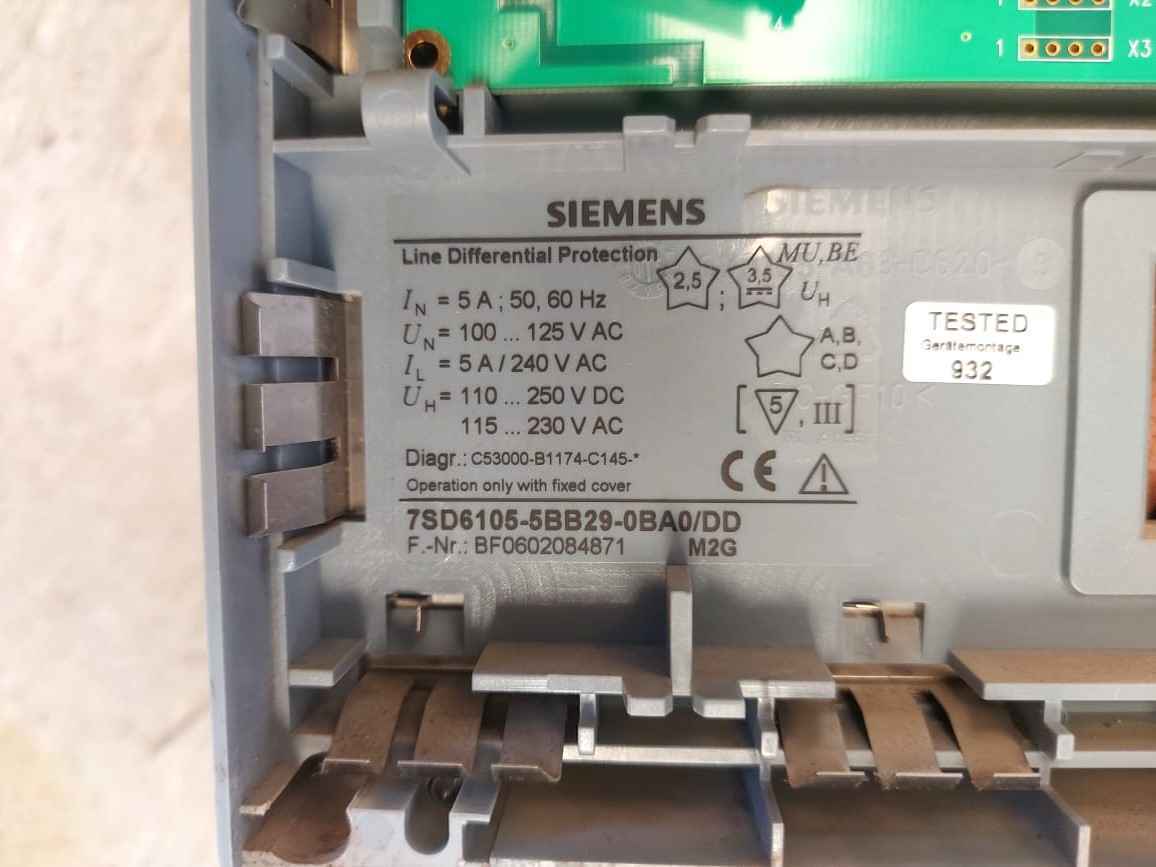 SIEMENS SIPROTEC 7SD6105-5BB29-0BA0/DD LINE DIFFERENTIAL PROTECTION RELAY