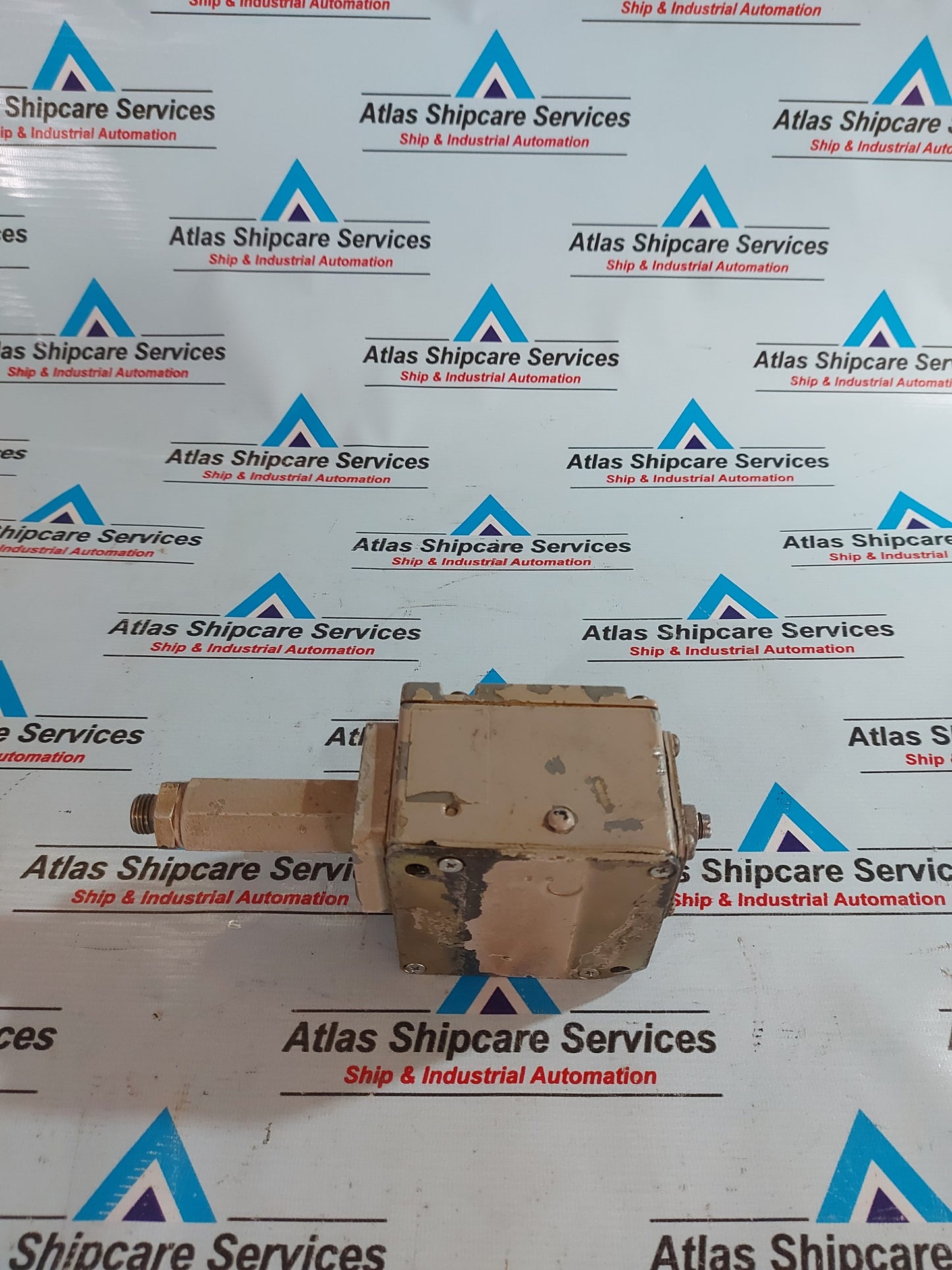 SQUARE D CLASS 9012 TYPE ADW-5 HYDRAULIC PRESSURE SWITCH