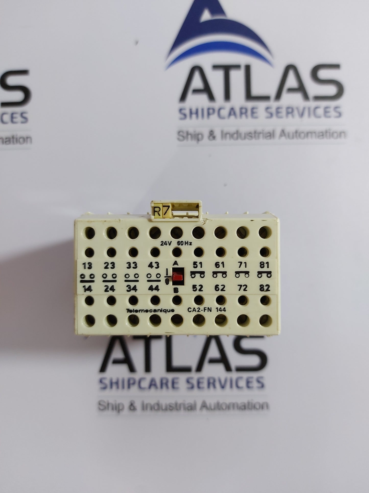 TELEMECANIQUE CA2-FN 144 CONTROL RELAY 24V 60Hz