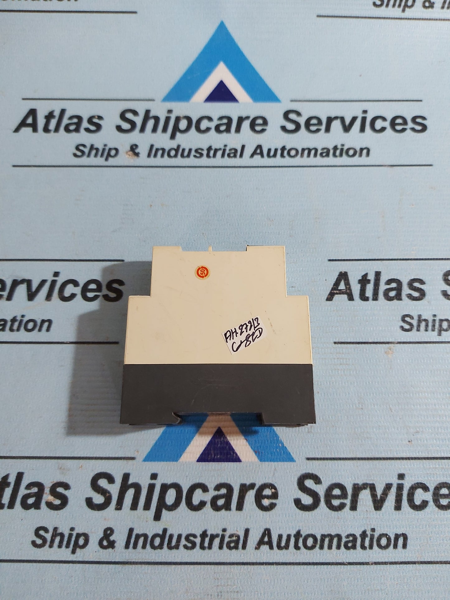 TELEMECANIQUE RM4UA33MW VOLTAGE MEASUREMENT RELAY