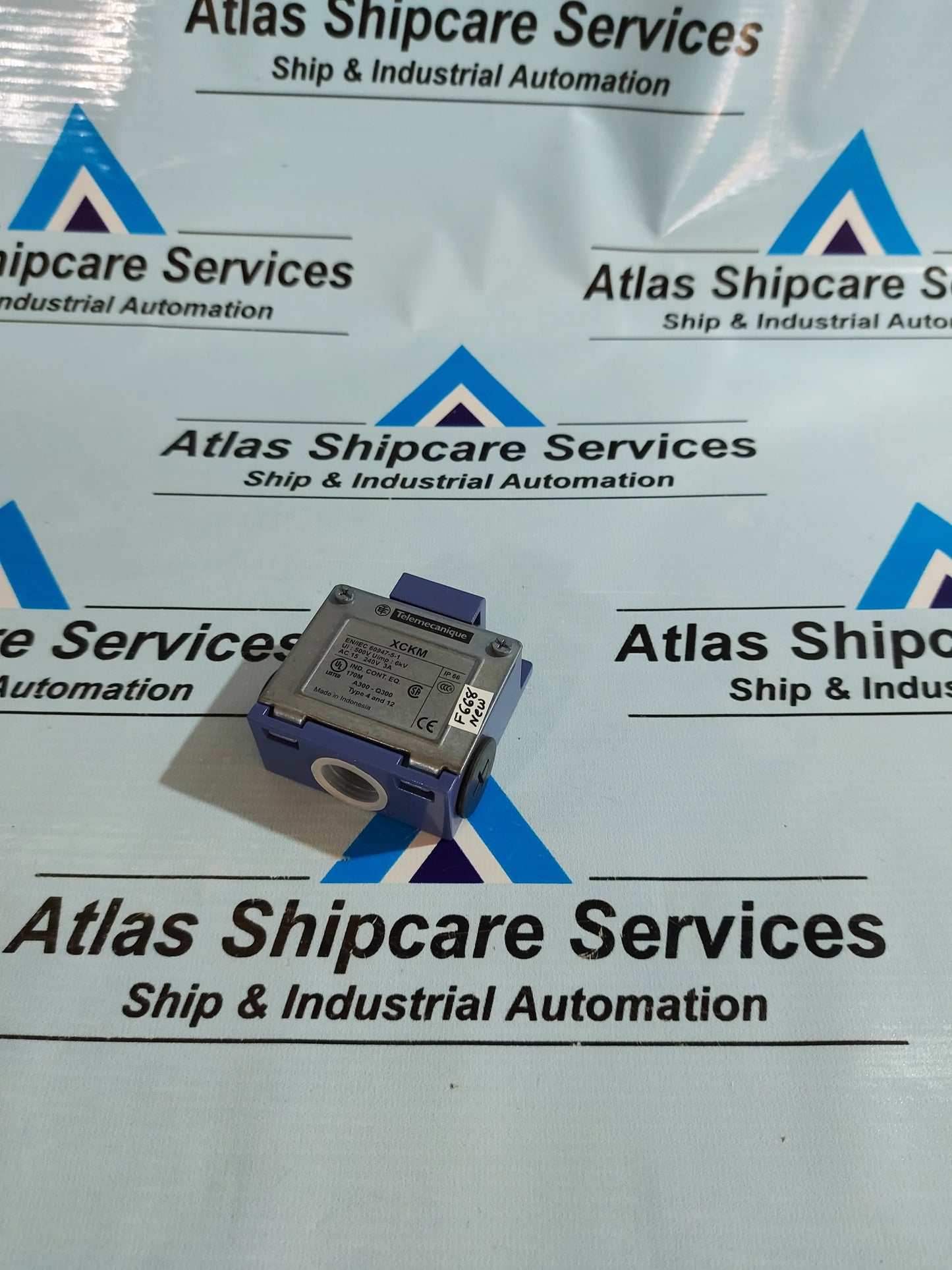 TELEMECANIQUE XCKM LIMIT SWITCH ZCKM1H29