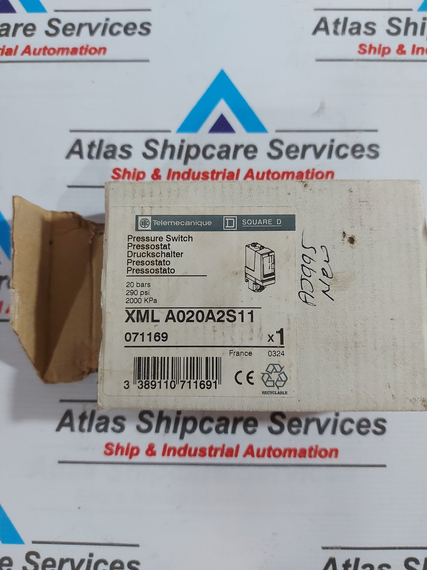 TELEMECANIQUE XML A020A2S11 PRESSURE SWITCH 20Bar 290Psi