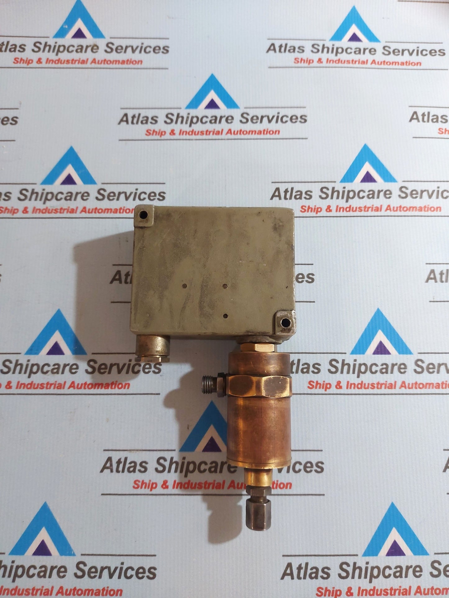 TRAFAG 920.2374 PRESSOSTAT/PRESSURE SWITCH 0.6 - 3.4 Bar