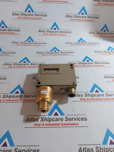 TRAFAG 940.2373.901 PRESSURE TRANSMITTER 0.2...1.6 Bar