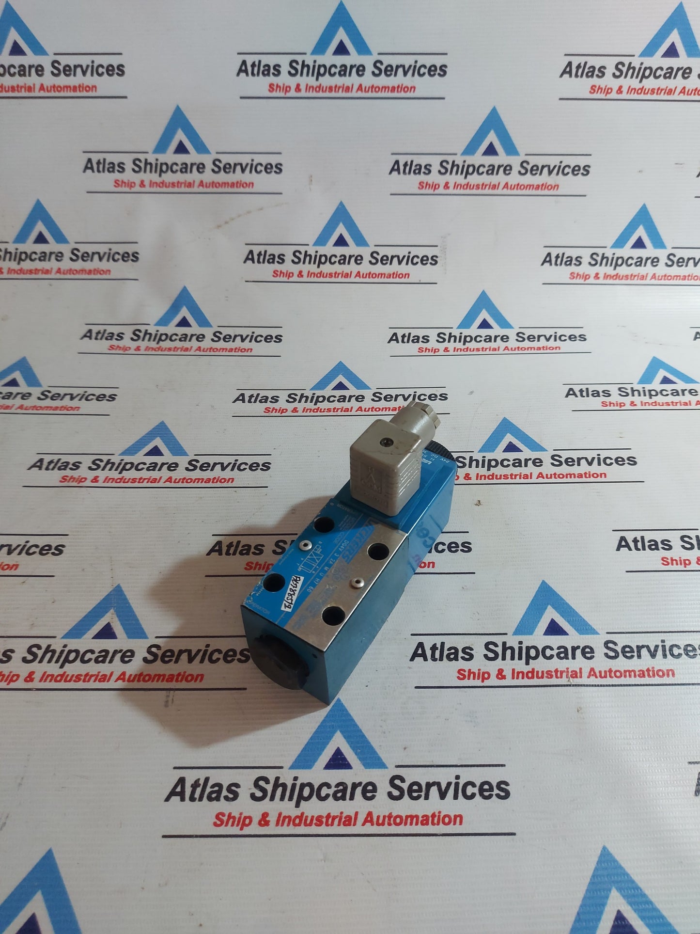 VICKERS DG4V 3 2A M U H7 60 DIRECTIONAL CONTROL VALVE
