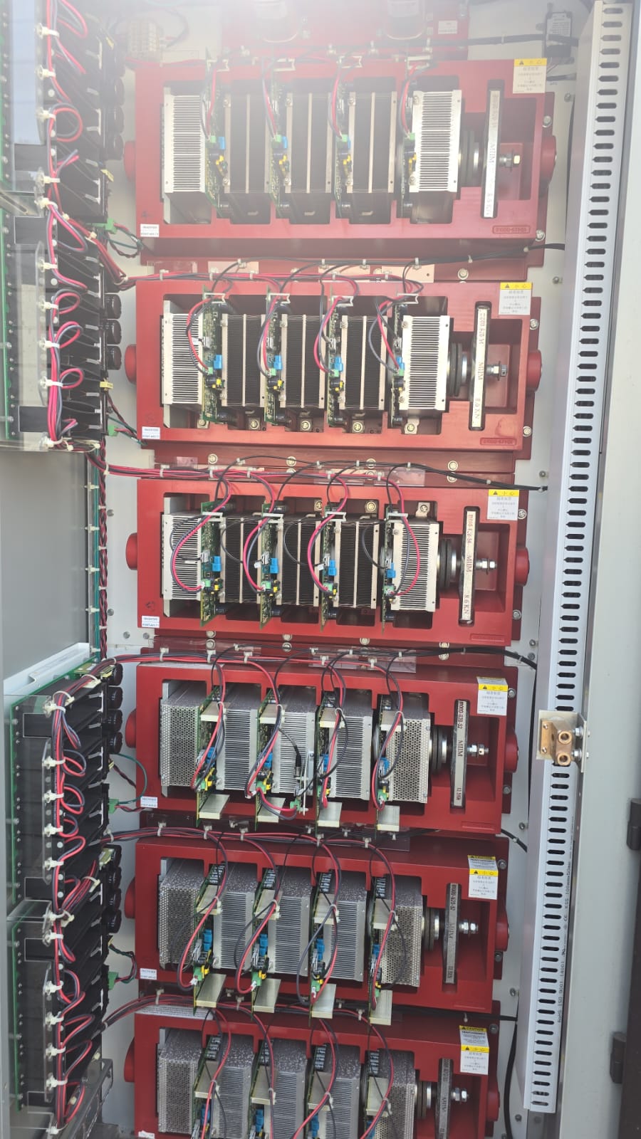 ALLEN-BRADLEY POWERFLEX 7000 MEDIUM VOLTAGE AC DRIVE
