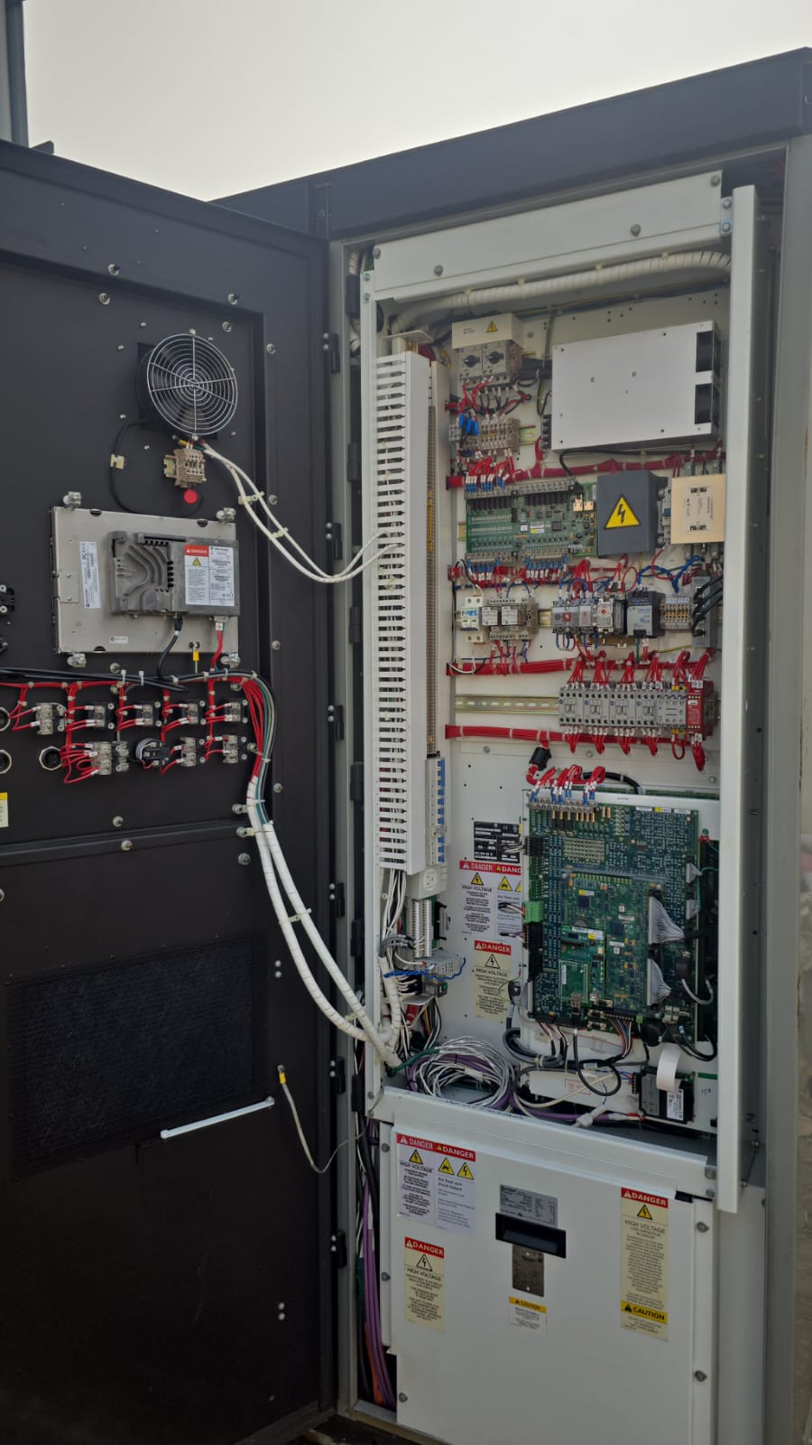 ALLEN-BRADLEY POWERFLEX 7000 MEDIUM VOLTAGE AC DRIVE