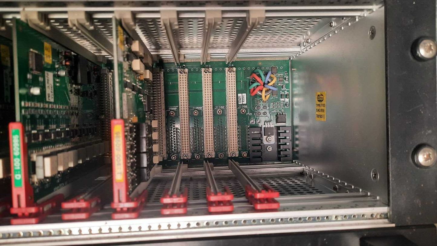 PHONTECH DICS 6100 TELEPHONE EXCHANGE UNIT AG700