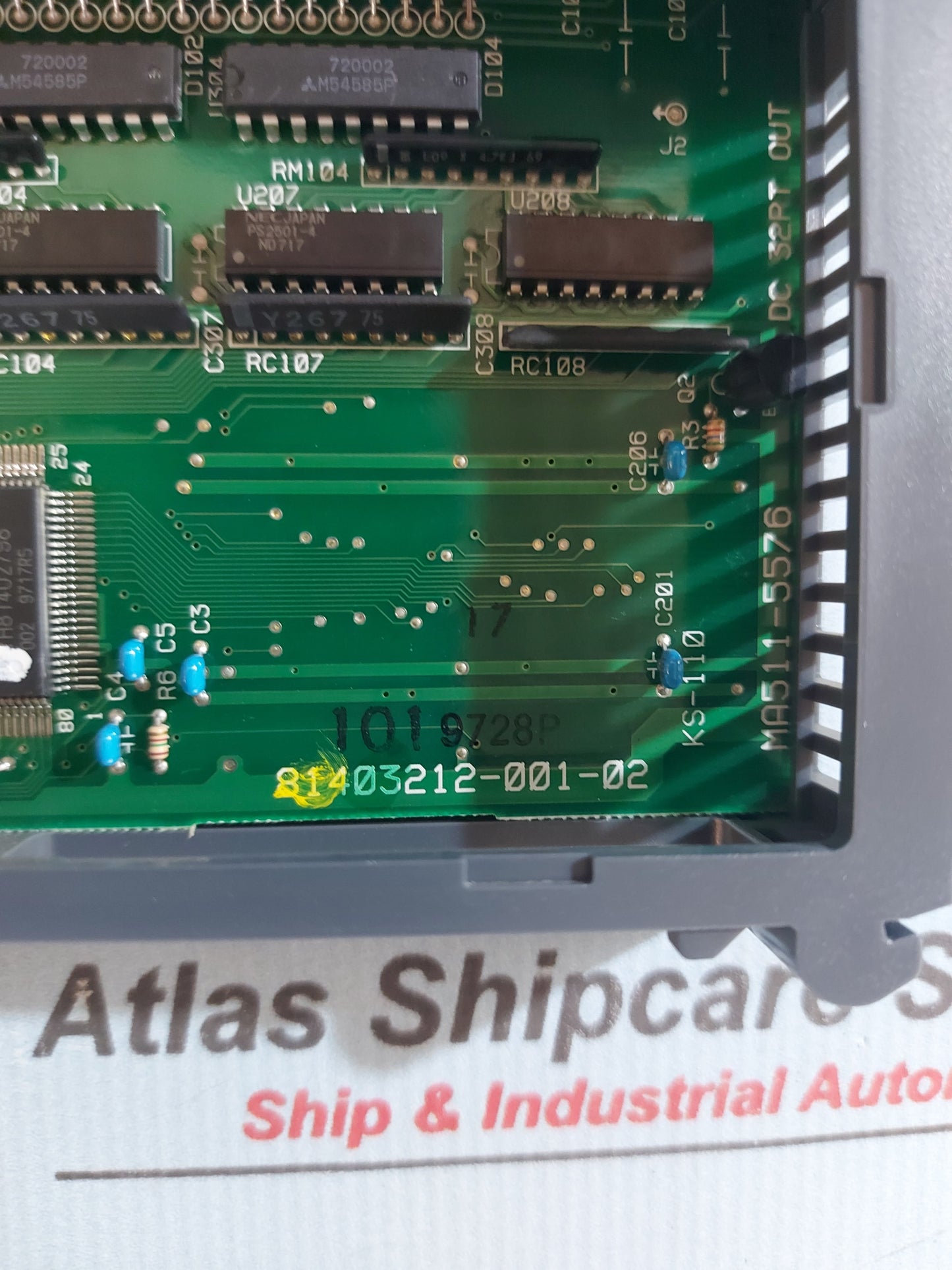 YAMATAKE-HONEYWELL 511-5576 DC12/24V 32PT 0.5A OUTPUT MODULE