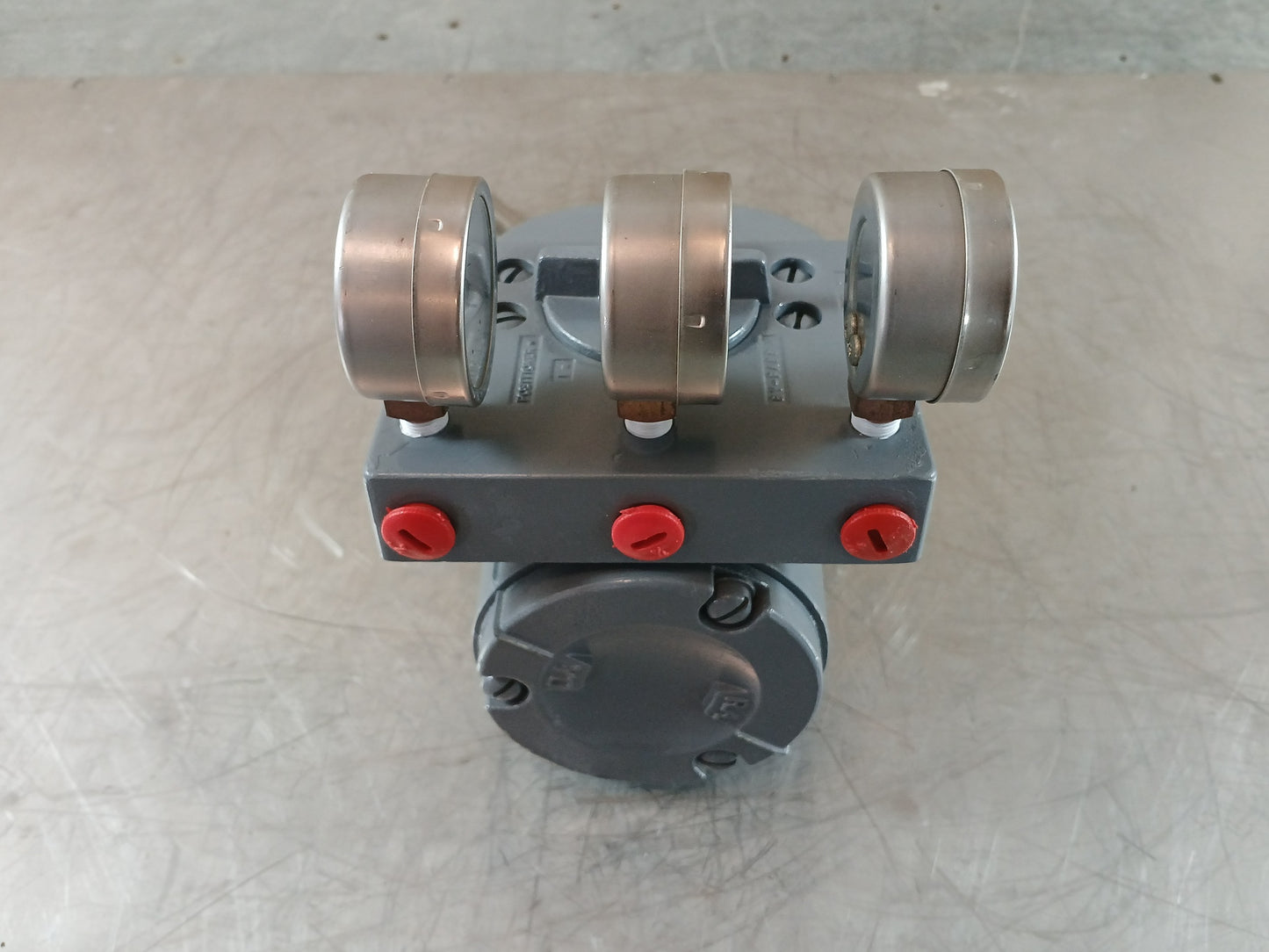 YAMATAKE-HONEYWELL HTP PNEUMATIC VALVE POSITIONER