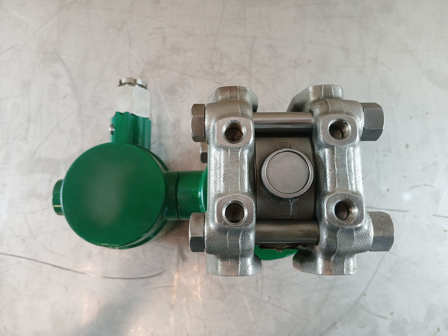 YOKOGAWA UNI UNE43-SBS2*B PRESSURE TRANSMITTER 24V 4-20mA