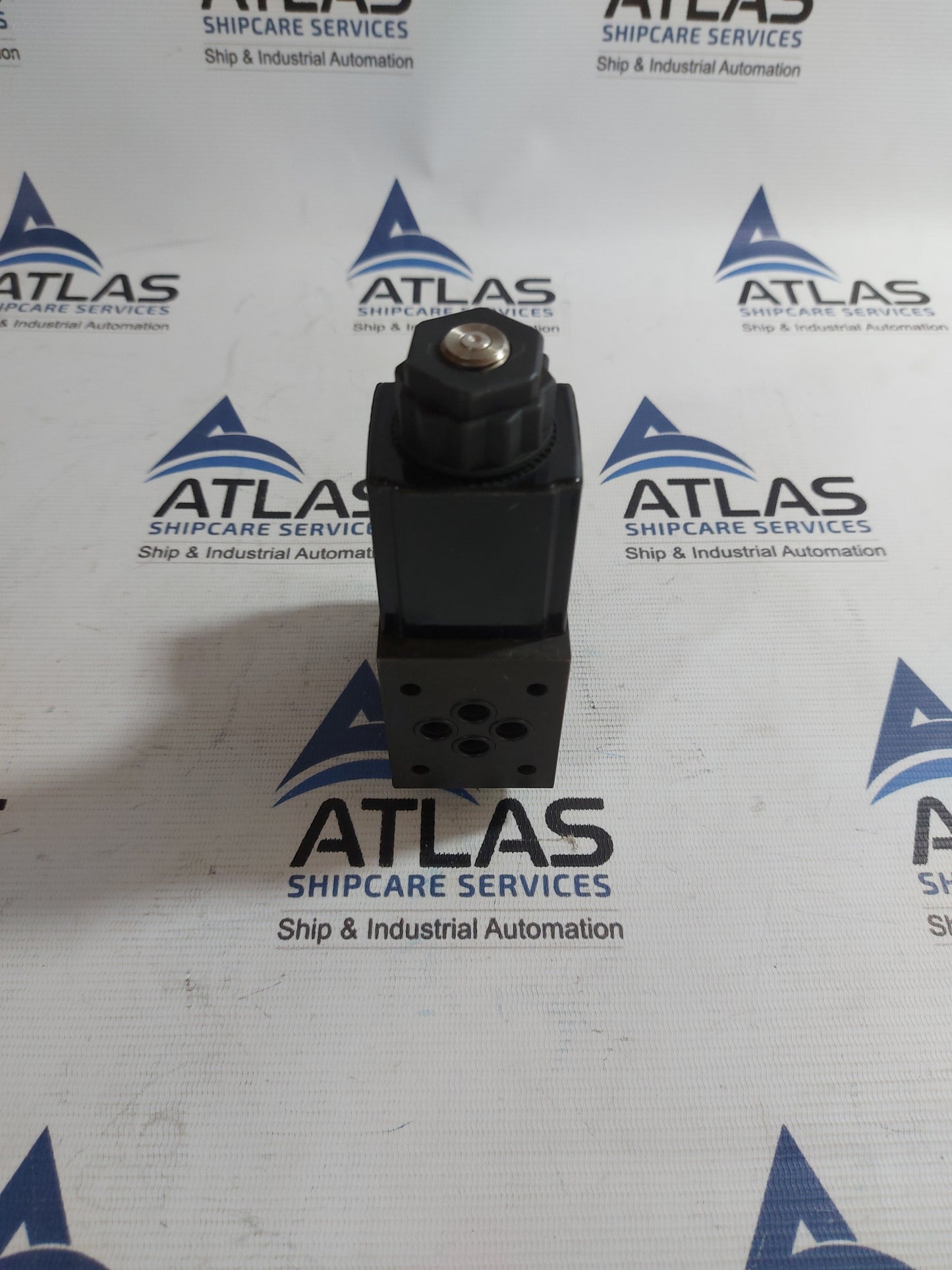 YUKEN DSG-01-2B2-D24-50 A220 SOLENOID DIRECTIONAL VALVE