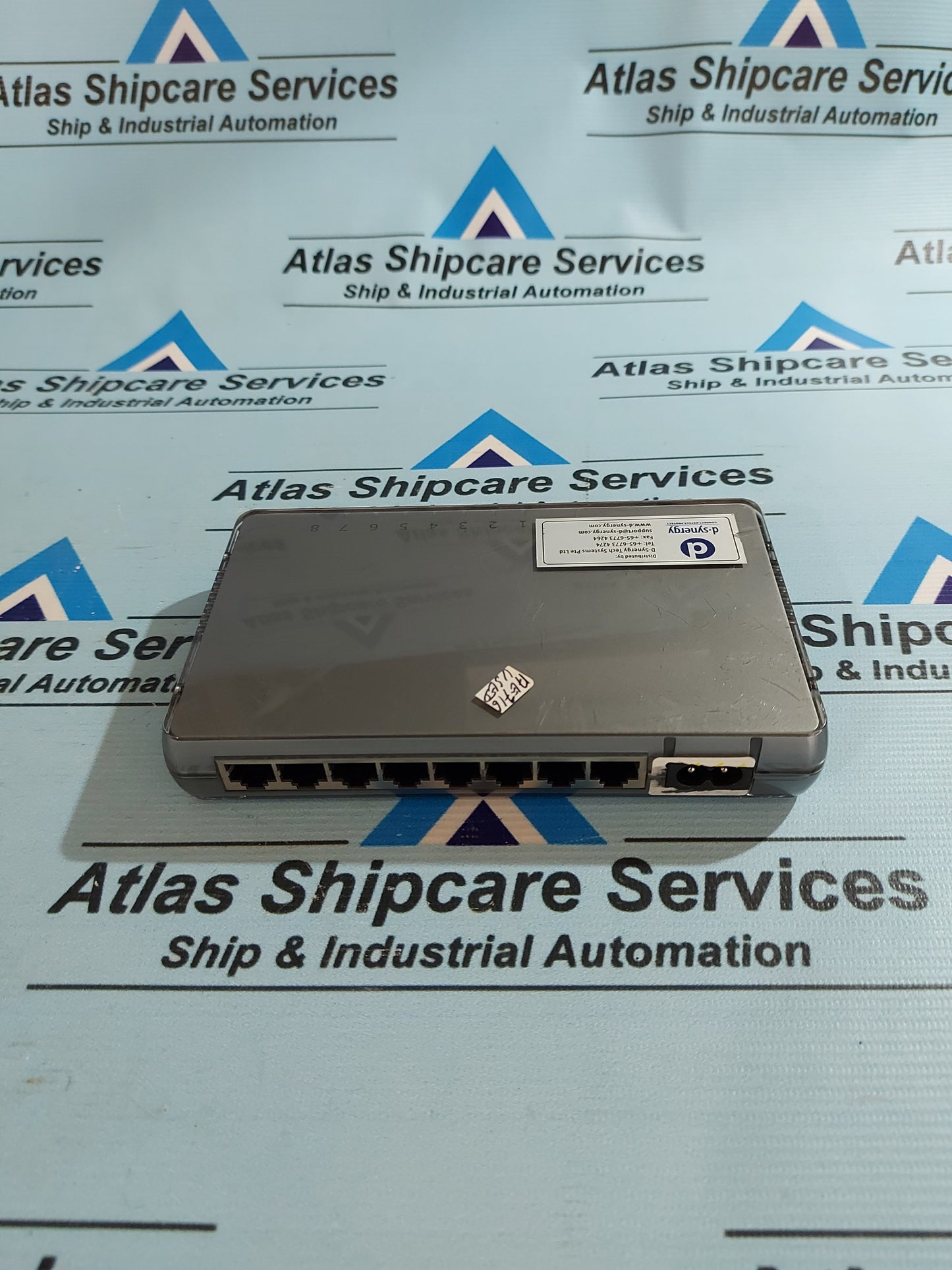3COM 3CFSU08 8 PORT SWITCH