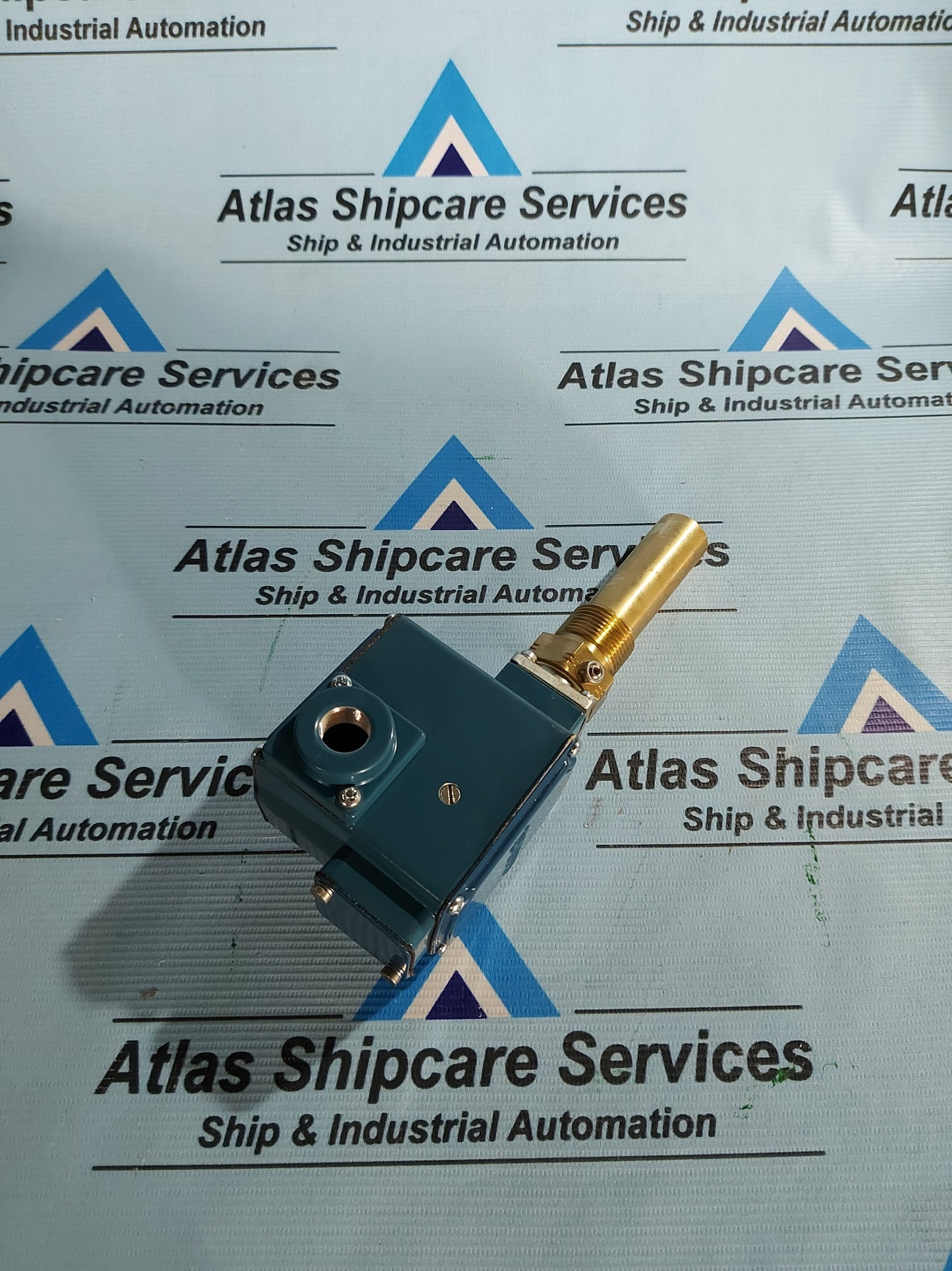 AMOT CONTROLS 4140DR1V00CG3-EE TEMPERATURE SWITCH