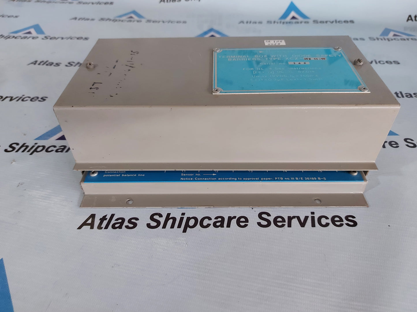 AUTRONICA XCZ-002 11-15 TERMINAL BOX WITH DIODE SAFETY BARRIERS