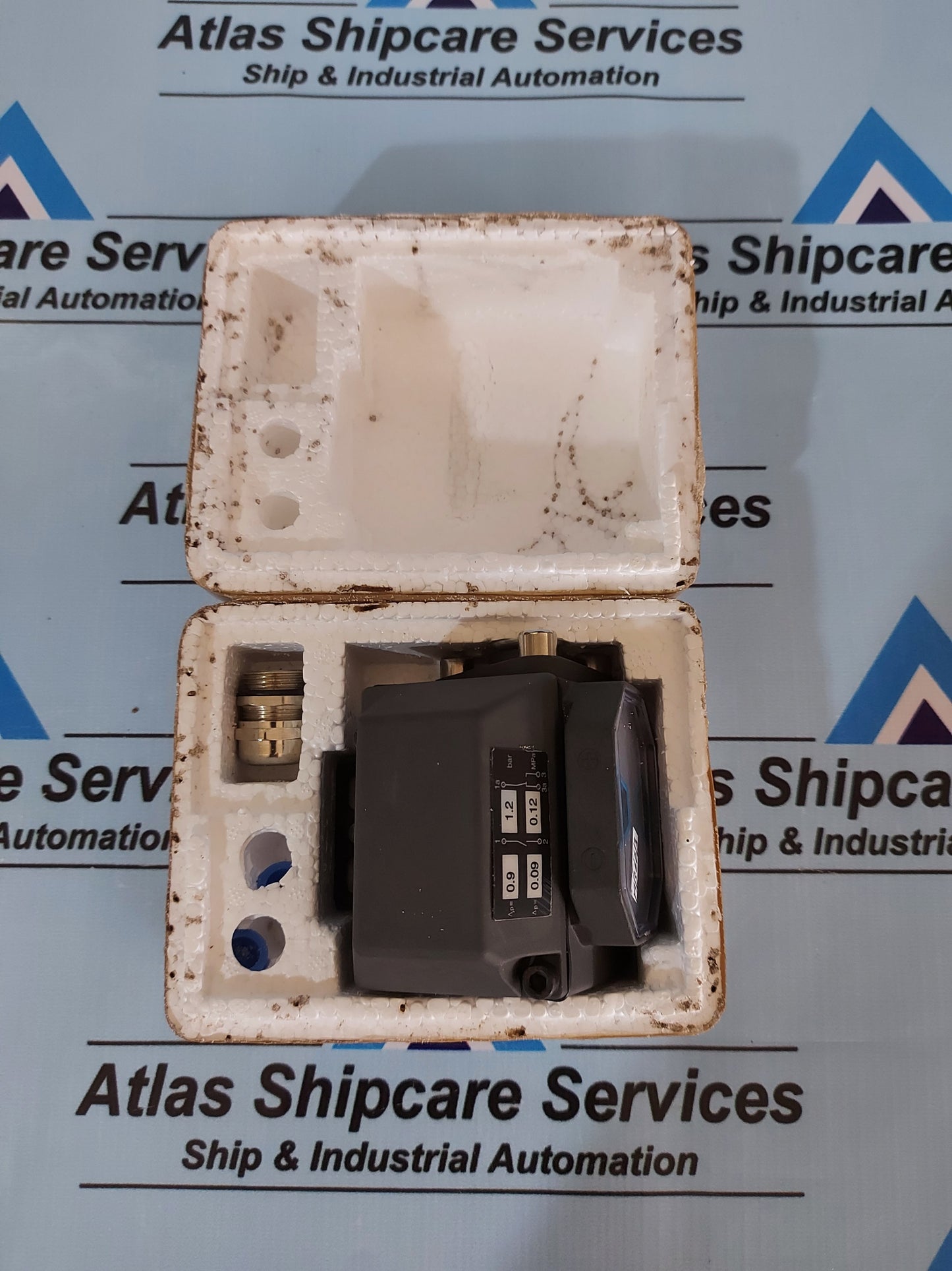 BOLL & KIRCH 4.36.2 DIFFERENTIAL PRESSURE INDICATOR 0.9-1.2 BAR