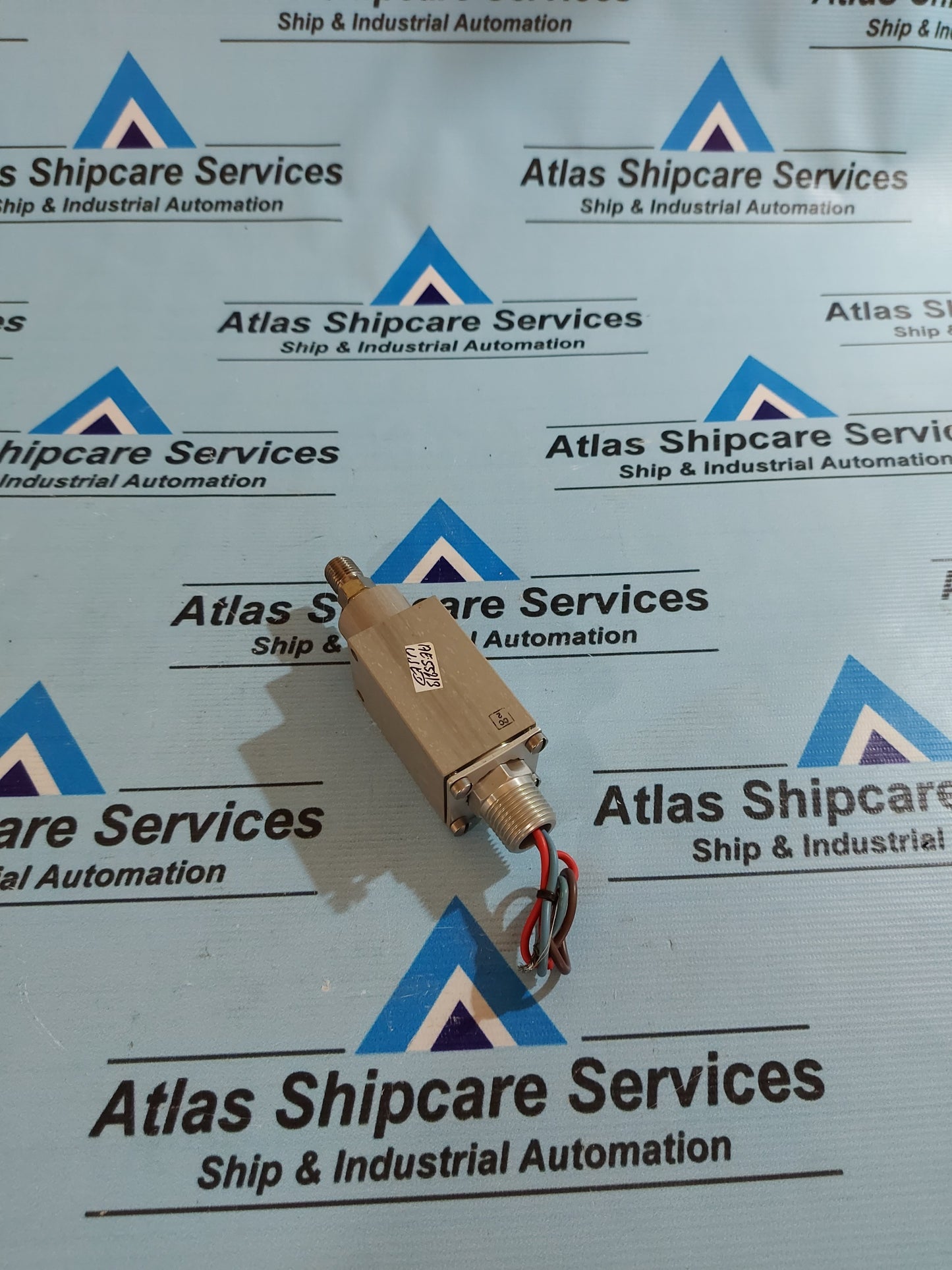 CCS 690P1 CUSTOM CONTROL SENSORS PRESSURE SWITCH 450 PSI