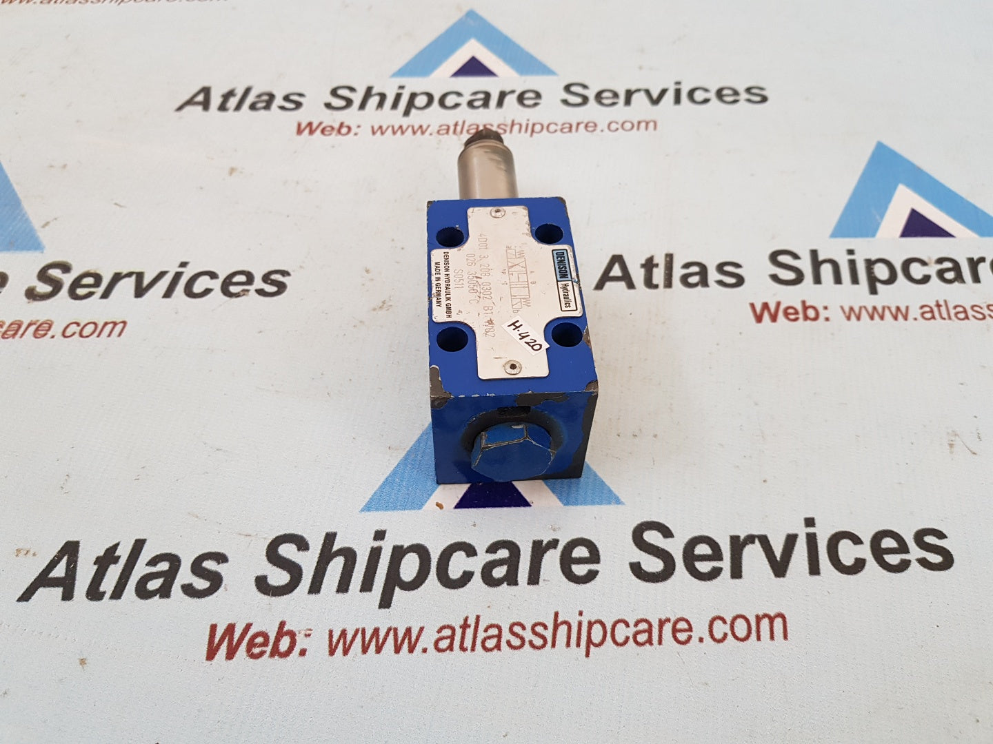 Denison Hydraulic 4D01-3-208-0302-B1-W02-026-35050C Direction Control Valve H420