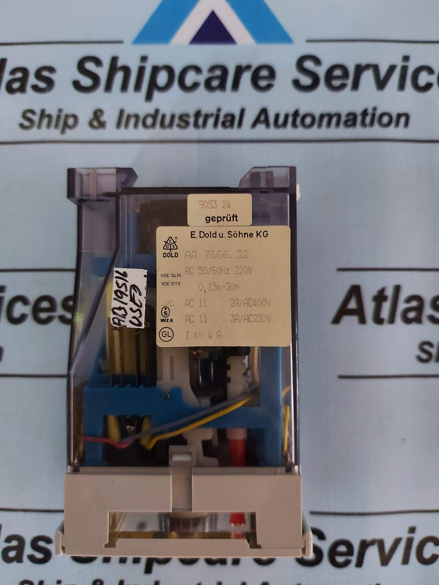 E. DOLD & SOHNE AA7666.32 TIMER RELAY