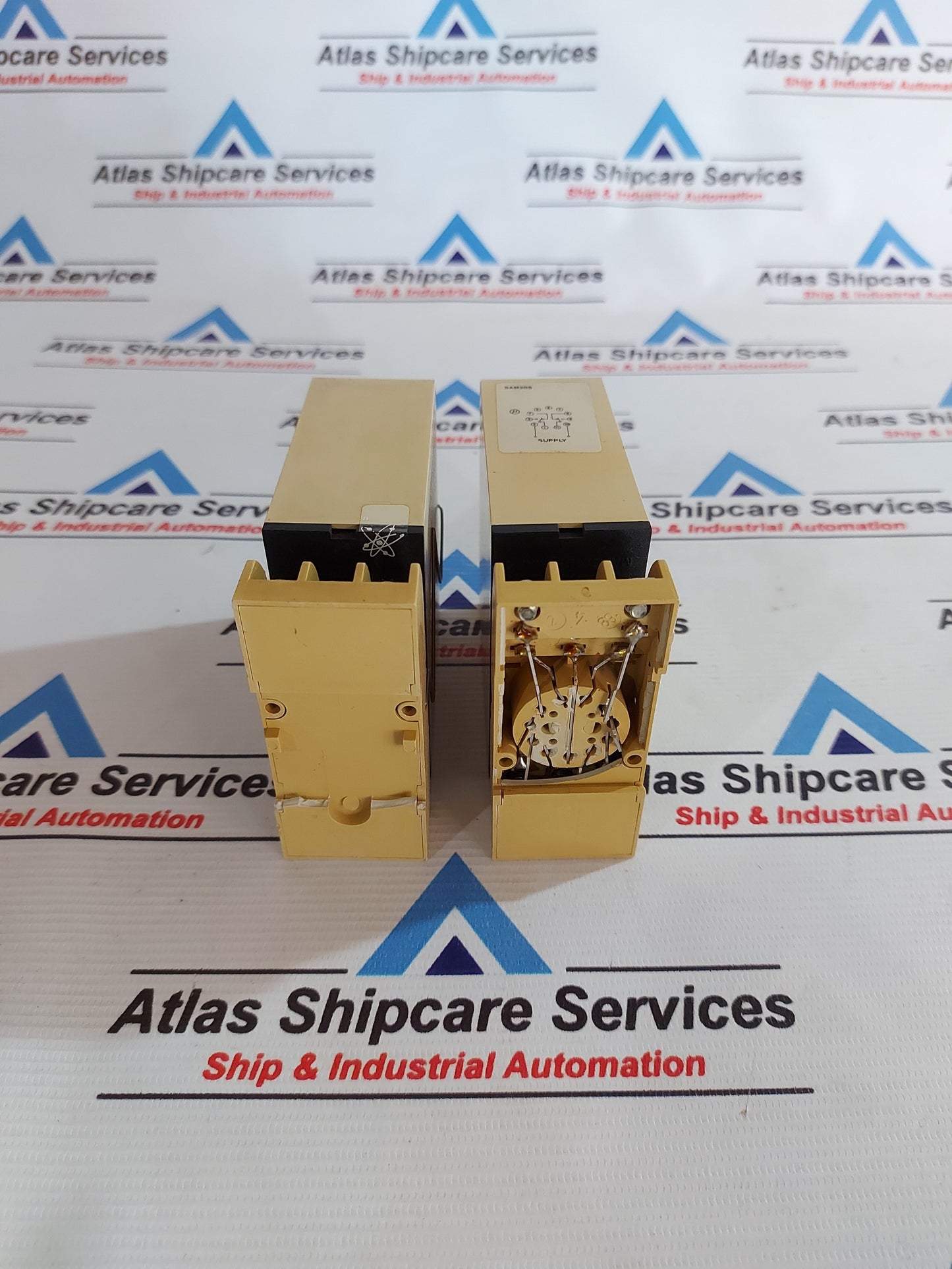 ELECTROMATIC S-SYSTEM SAM 205 220 DELAY ON OPERATE WITH INSTANT CONTACT 220V AC AG617