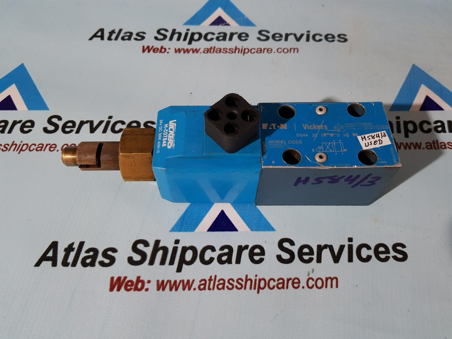 Eaton Vickers DG4V3S2AMUH560 Solenoid Operated Directional Valve H584